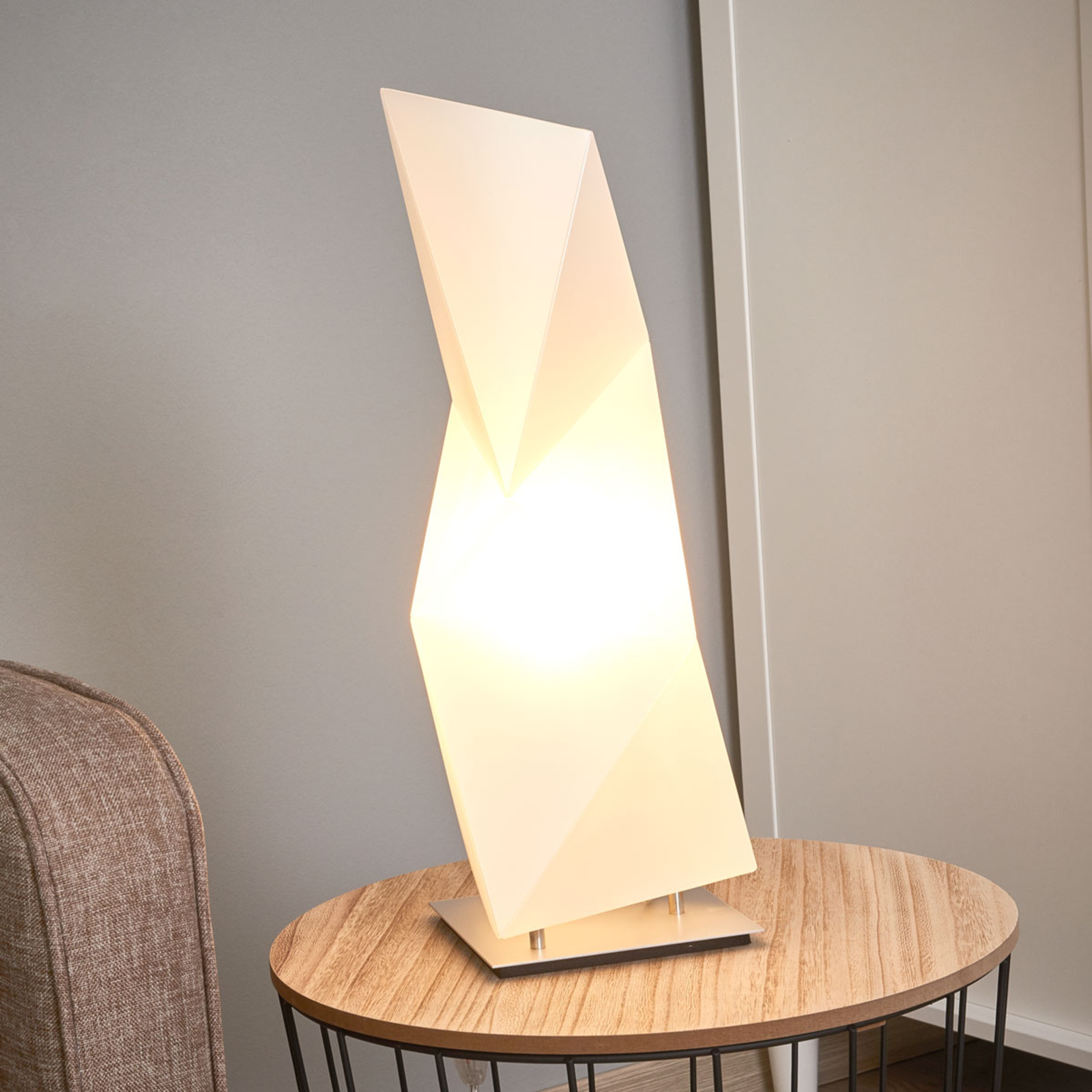 Acquista Lampada Da Tavolo Di Design Diamond