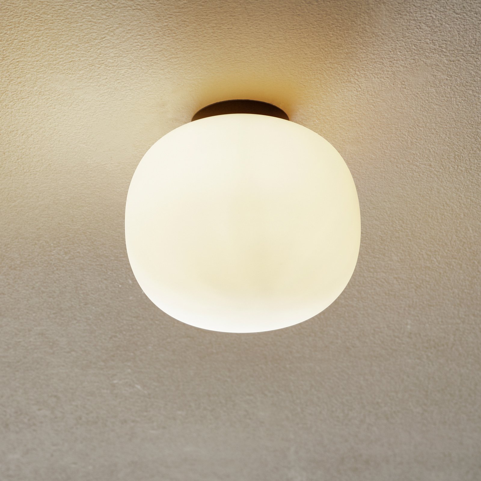 Bombo ceiling light, frosted glass Ø 19 cm