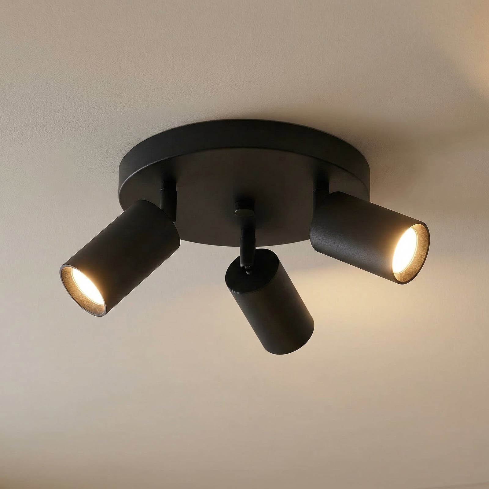 Loftspot Sado sort stål justerbar 3 lyskilder rund