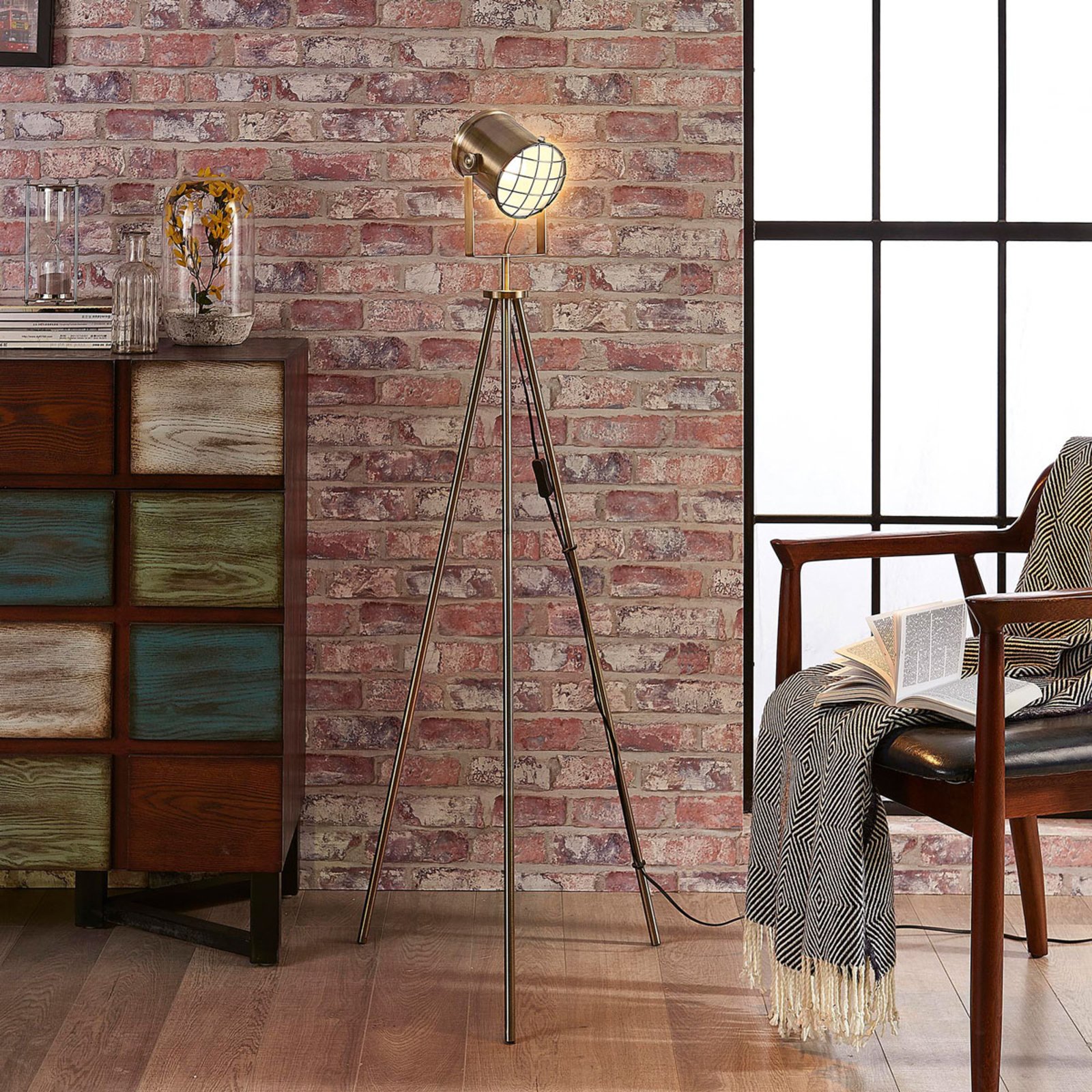 Lindby Tripod floor lamp Ebbi in industrial style, for Living / Dining Room, metal, E27, 60 W, energy efficiency: A++, W: 24 cm, H: 138.5 cm
