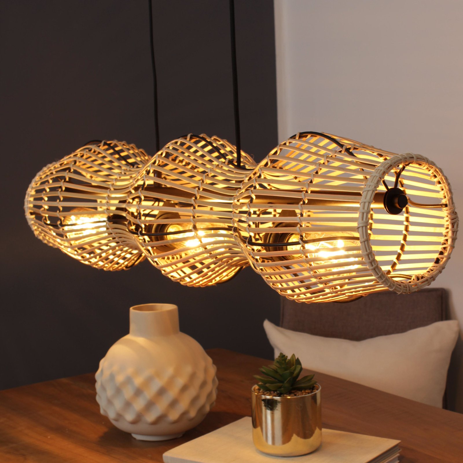 Bamboo pendant light, natural, 3-bulb