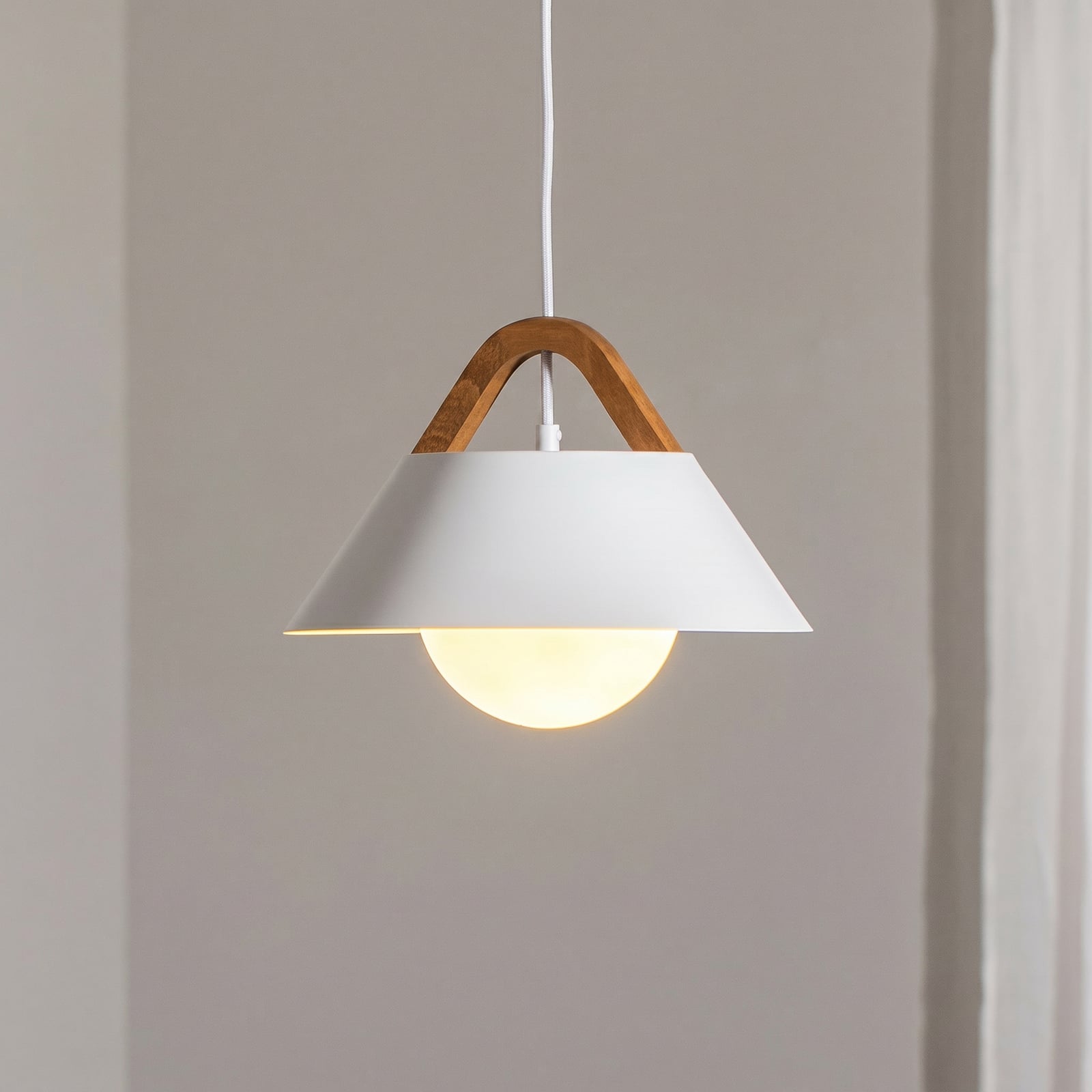 Candeeiro suspenso Funda, branco, Ø 30 cm, 1 lâmpada, metal/vidro