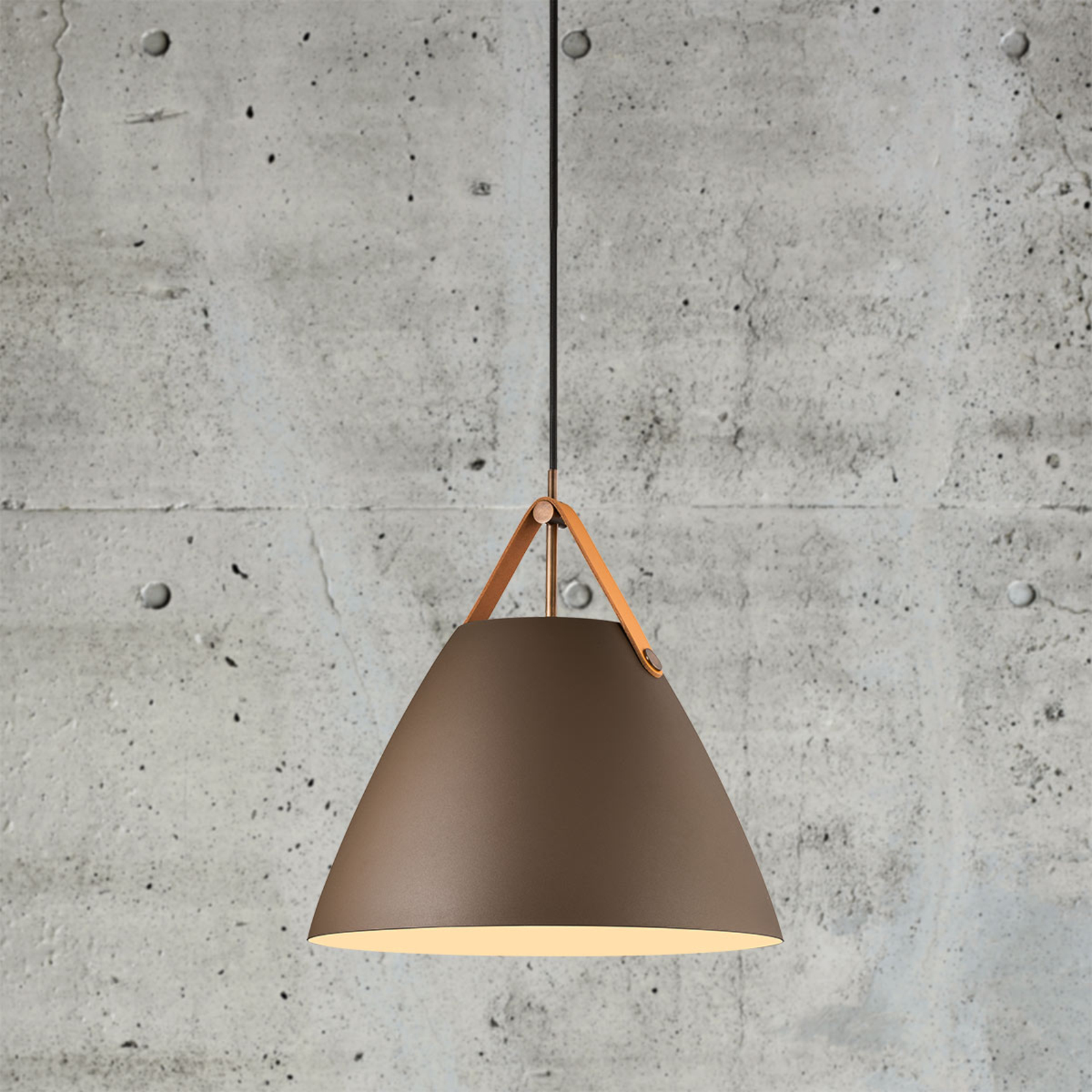 Hängeleuchte Strap mit Metallschirm beige