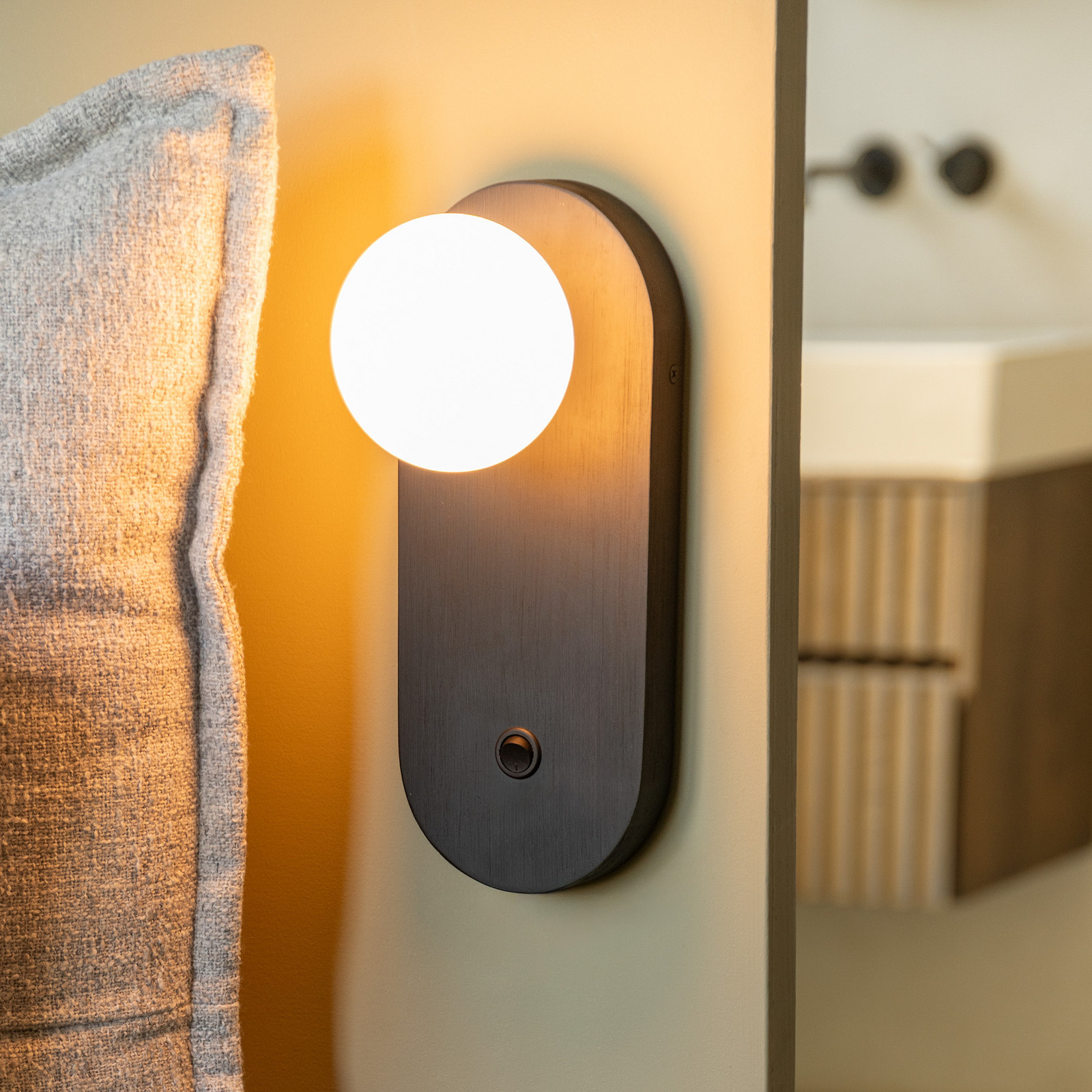 GOOD & MOJO aplică de perete Java negru sticlă/bambus ștecher - Camera de zi / sufragerie - Scandinavă - Bamboo