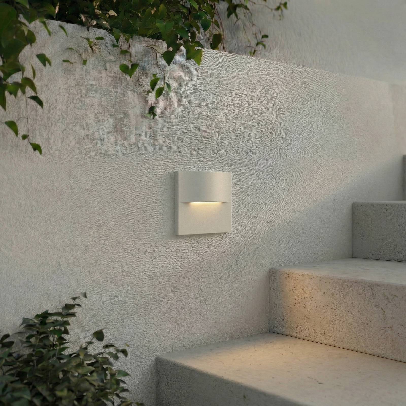Applique encastrable LED Lindby Alune, blanche, courbée, 8 x 8 cm, IP65