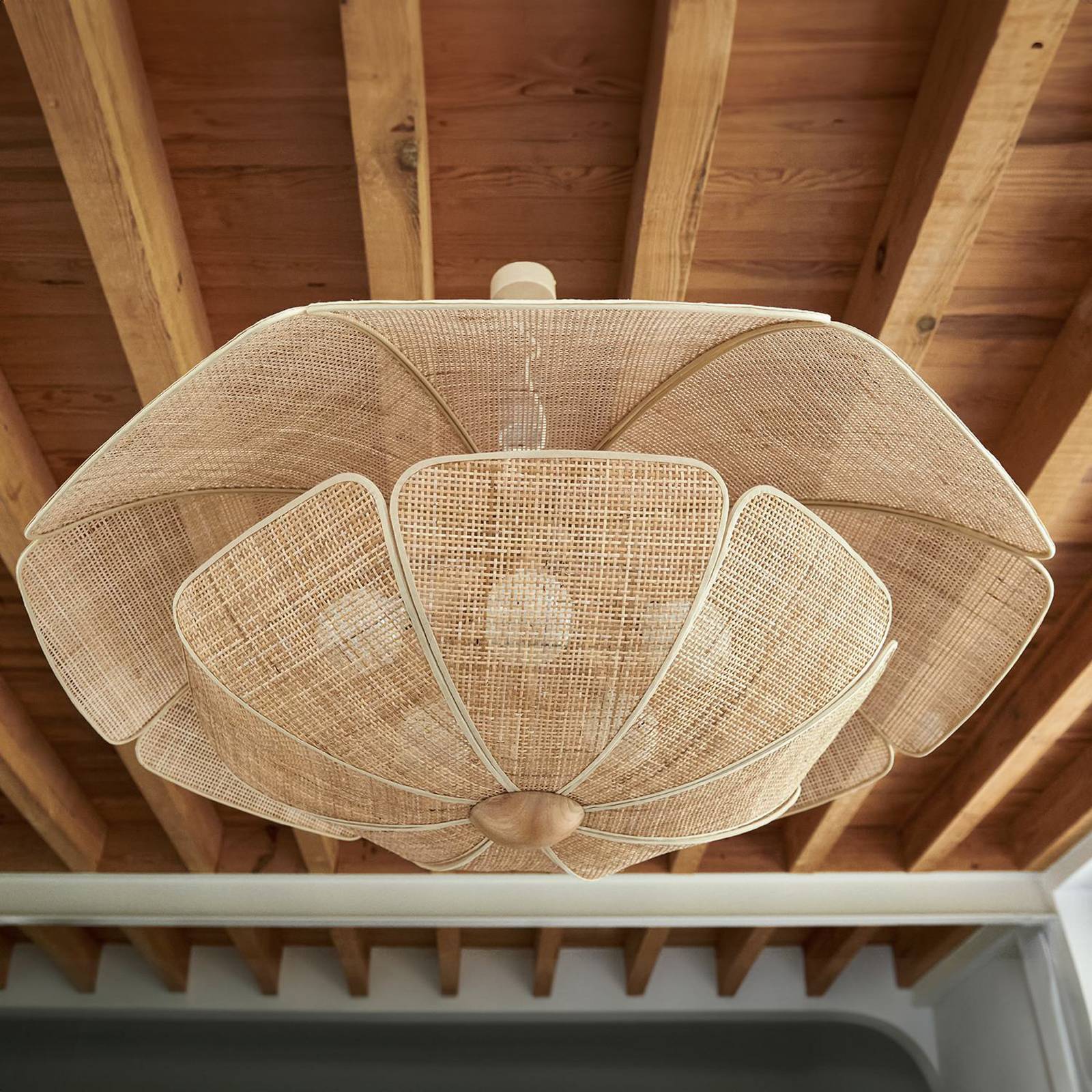 MARKET SET Żyrandol Coquillage, 110 cm, naturalny kolor rattan