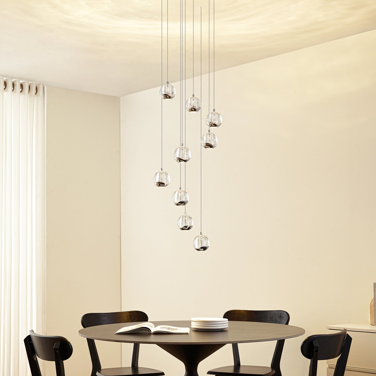 Lucande LED κρεμαστό φωτιστικό Hayley, Ø 40 cm, 9-φωτο, χρώμιο, γυαλί Lucande LED κρεμαστό φωτιστικό Hayley, Ø 40 cm, 9-φωτο, χρώμιο, γυαλί