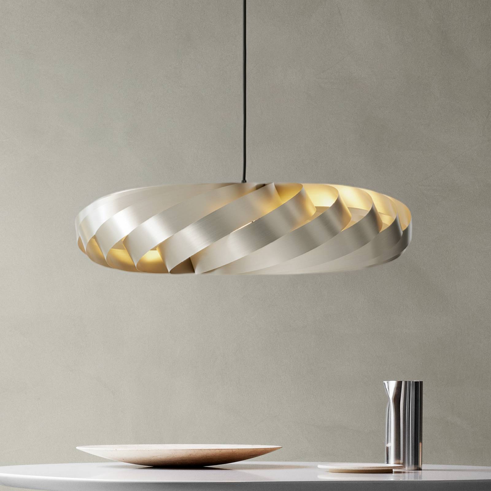 Lampa wisząca Tom Rossau TR5, średnica 80 cm, złota, aluminium