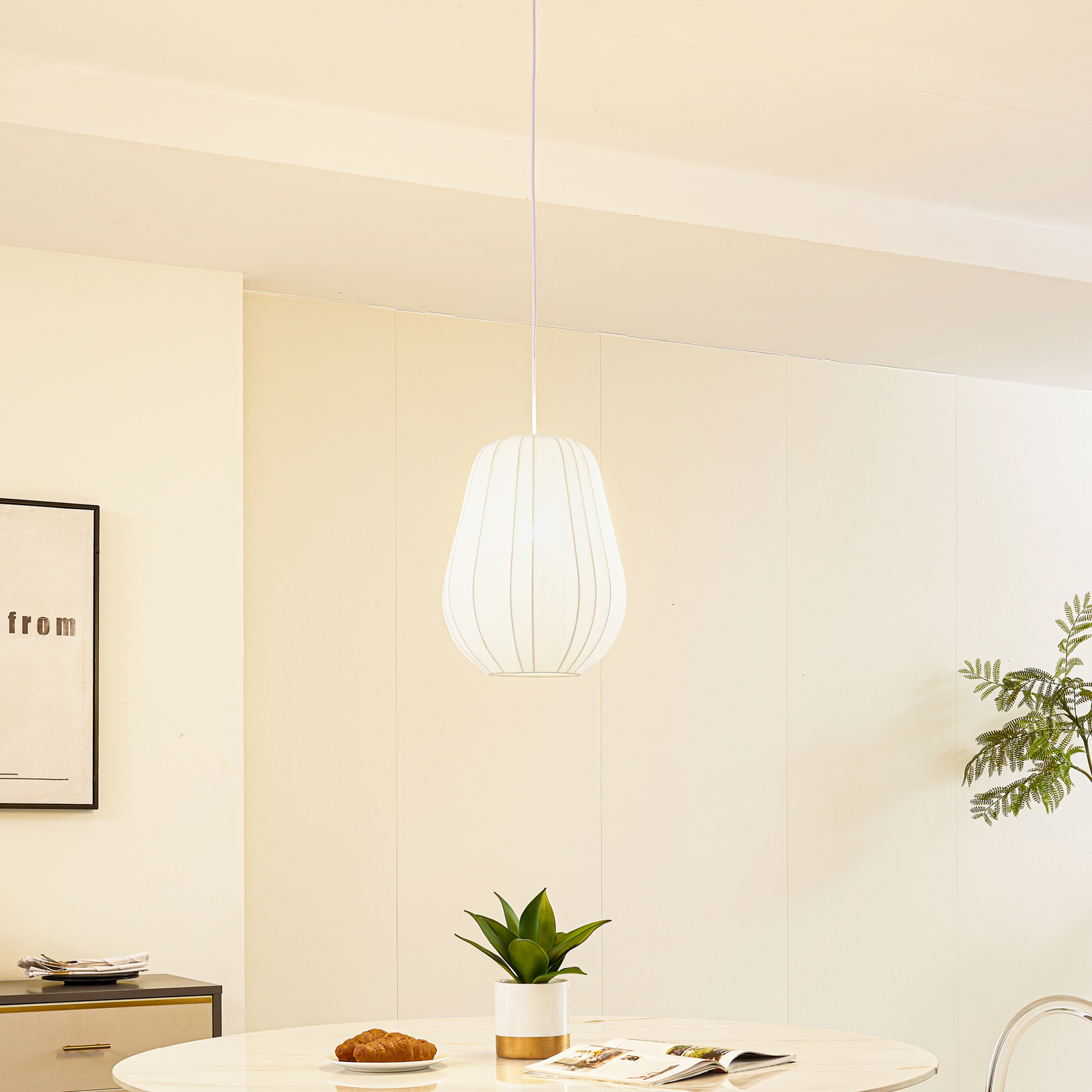 Lindby Helin pendant light, white, Ø 30 cm, fabric