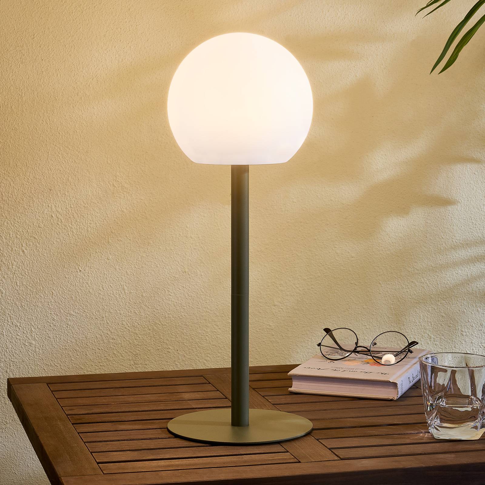 Lindby lampe de table LED d’extérieur Eleia vert métal batterie