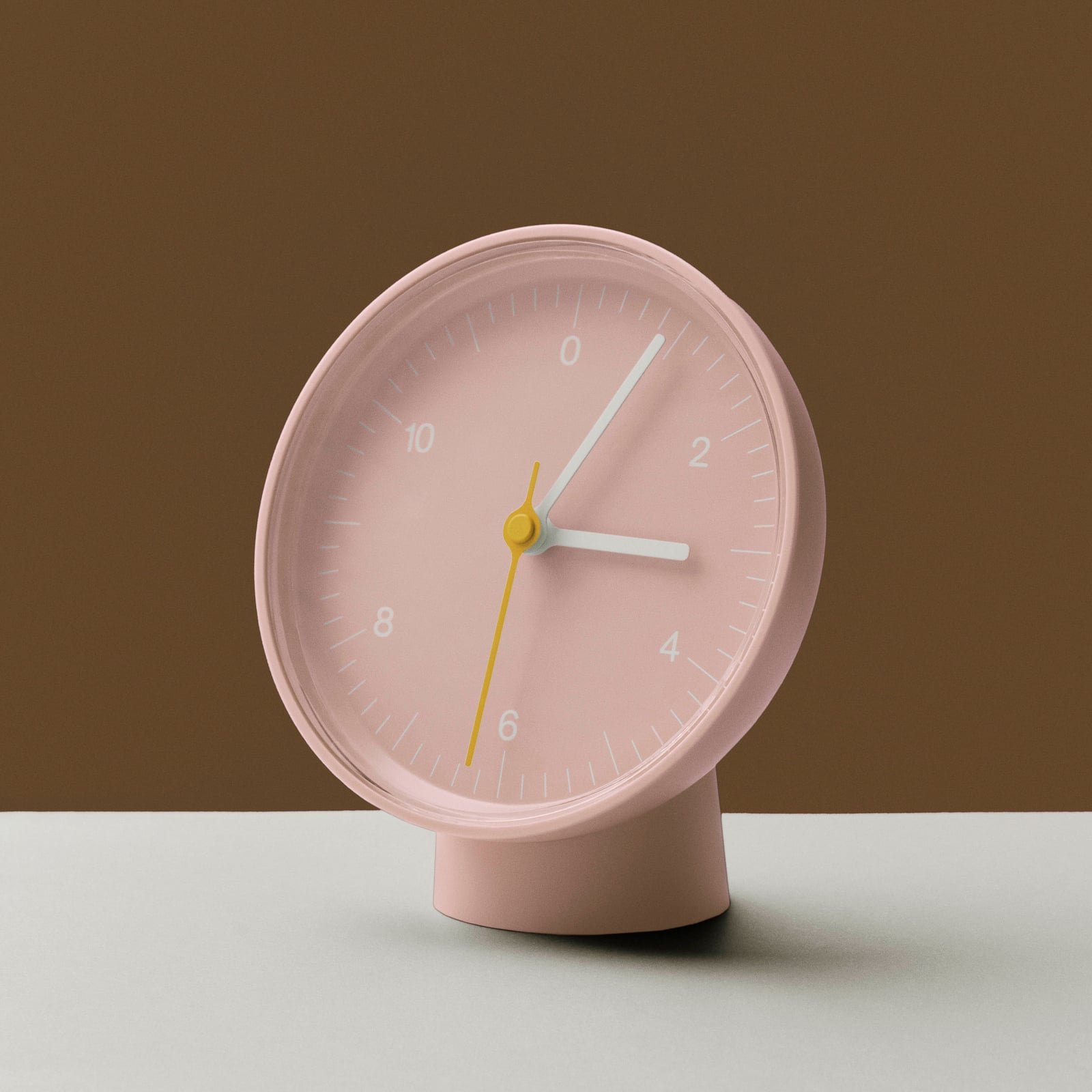 HAY Tischuhr Table Clock, pink, Kunststoff, Höhe 14 cm