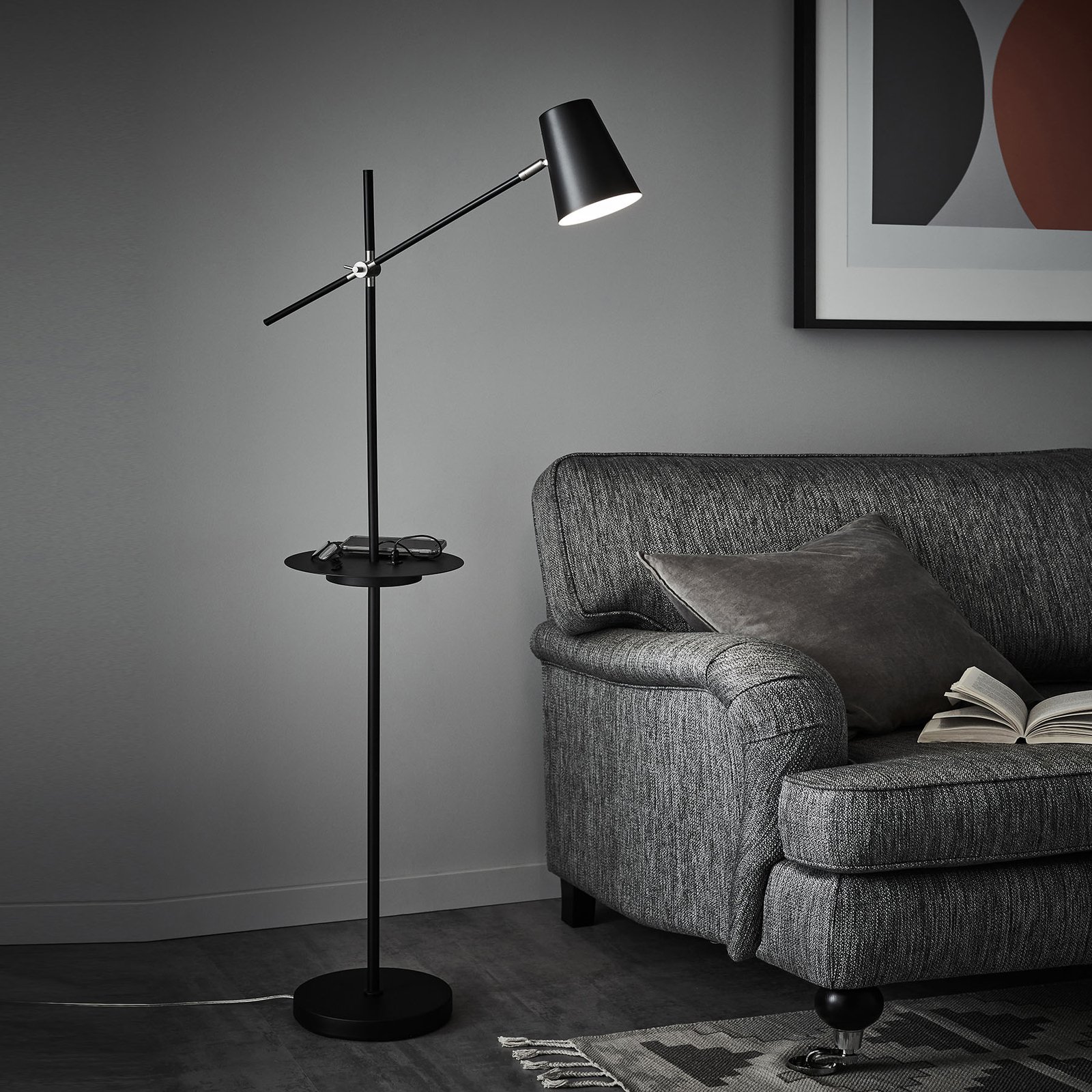 Linear floor lamp with USB charging station, black