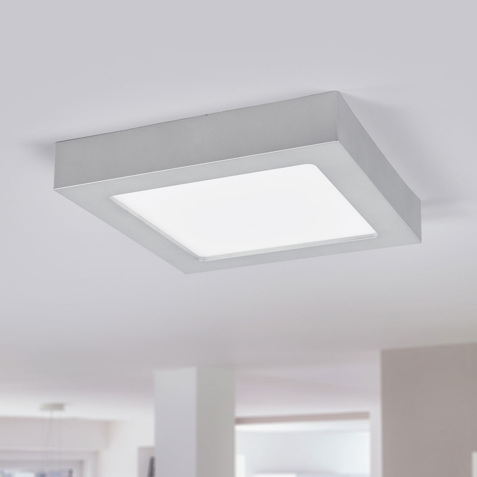 Marlo LED ceiling lamp silver 3000K angular 23.1cm