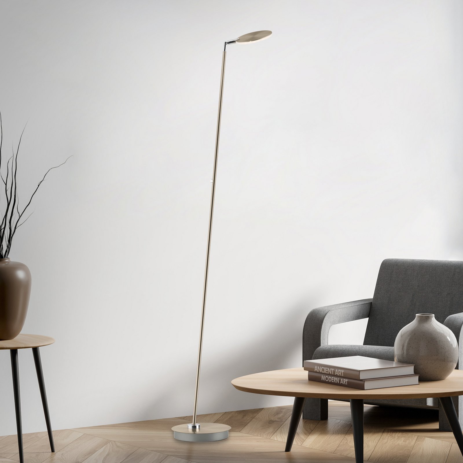 Paul Neuhaus piantana LED Akku-Bente, ottone, CCT, USB-C