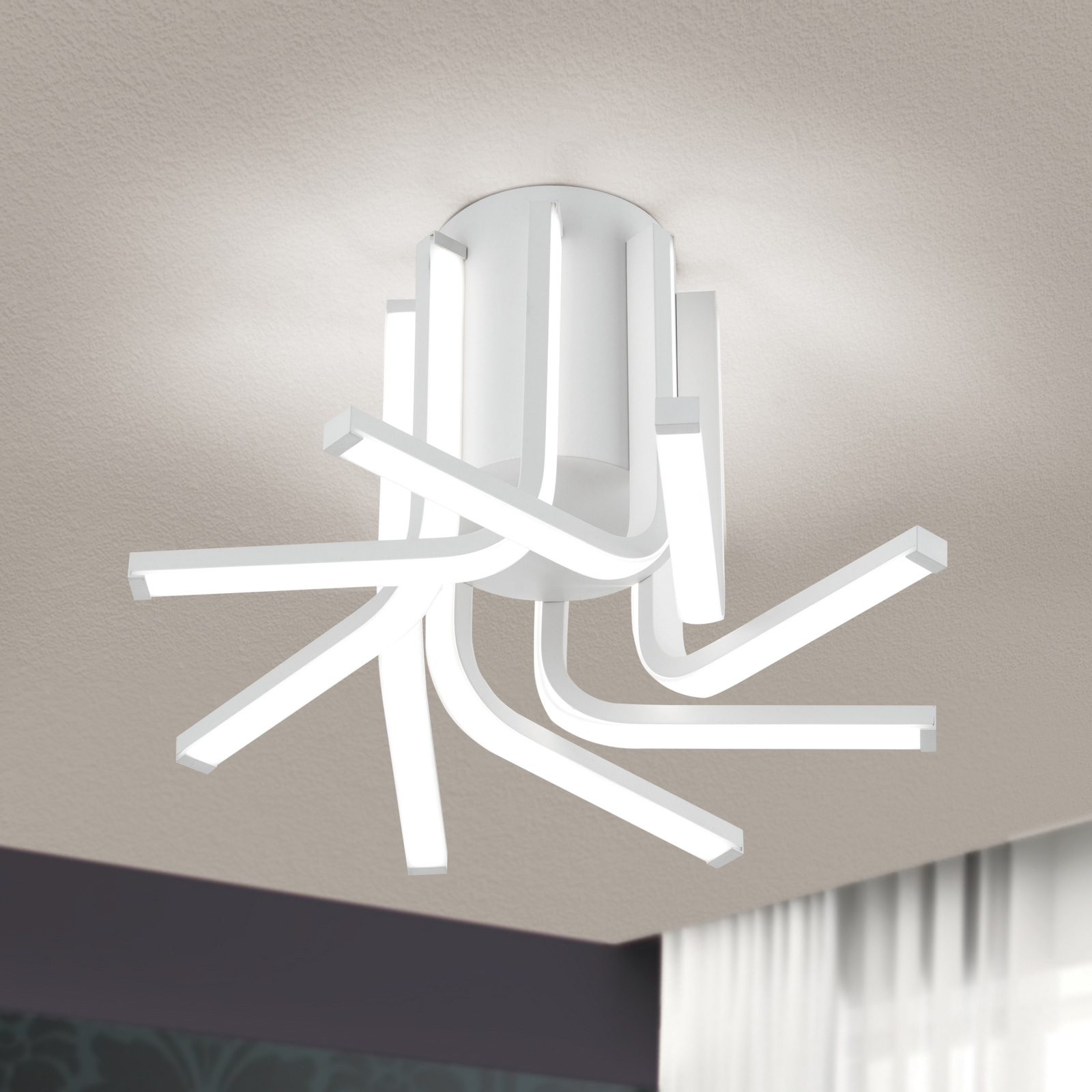 Светодиодна лампа за таван Venti, с възможност за димиране
