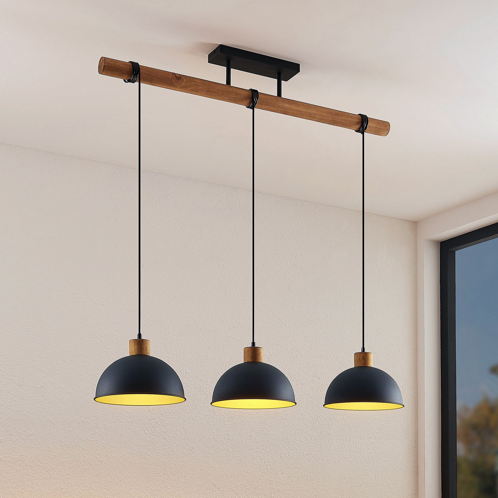 Lindby Flurin lampă suspendată 3 becuri 107cm negru metal - Camera de zi / sufragerie - modern - nisip negru auriu lemn