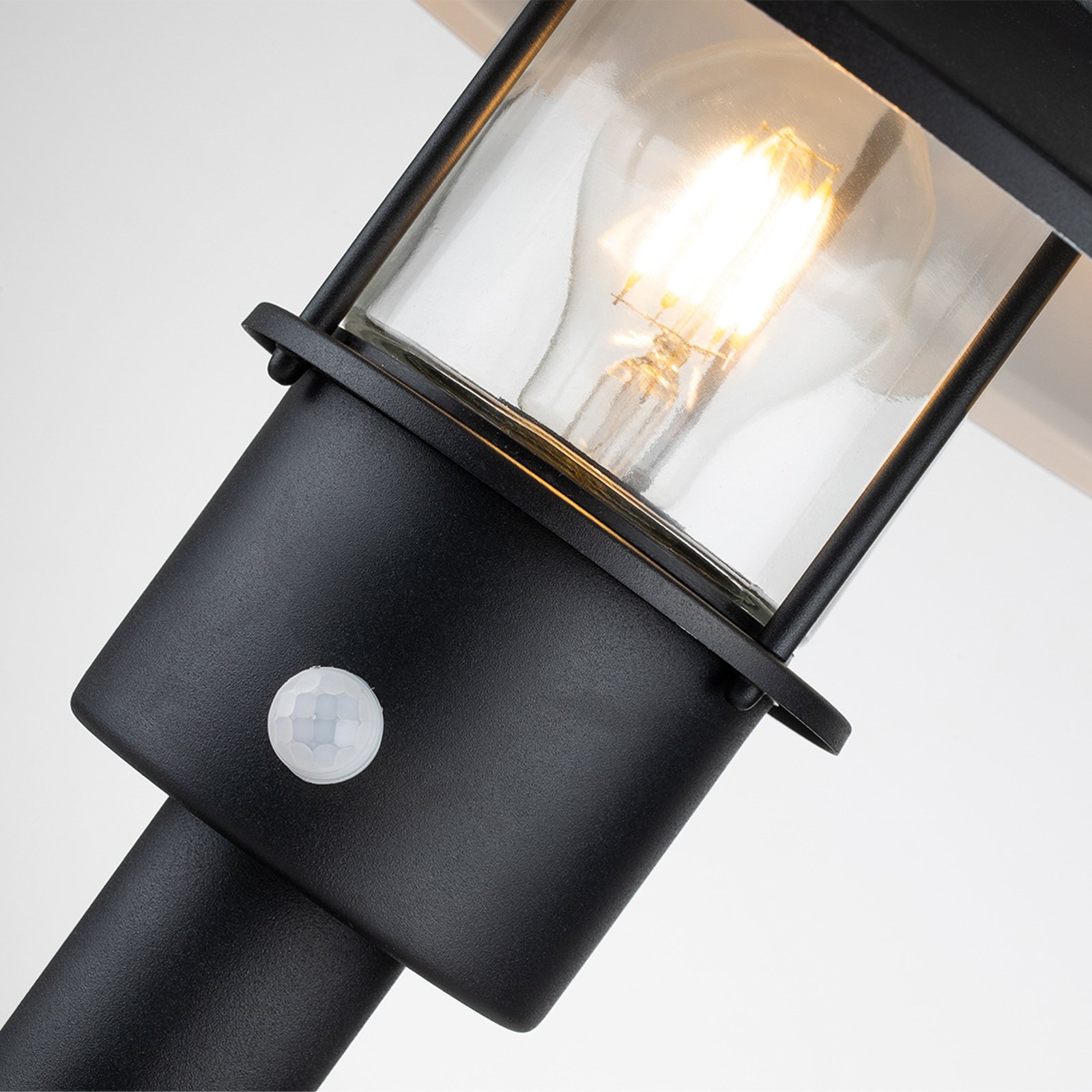 Sokkellamp Klampenborg zwart met PIR-sensor