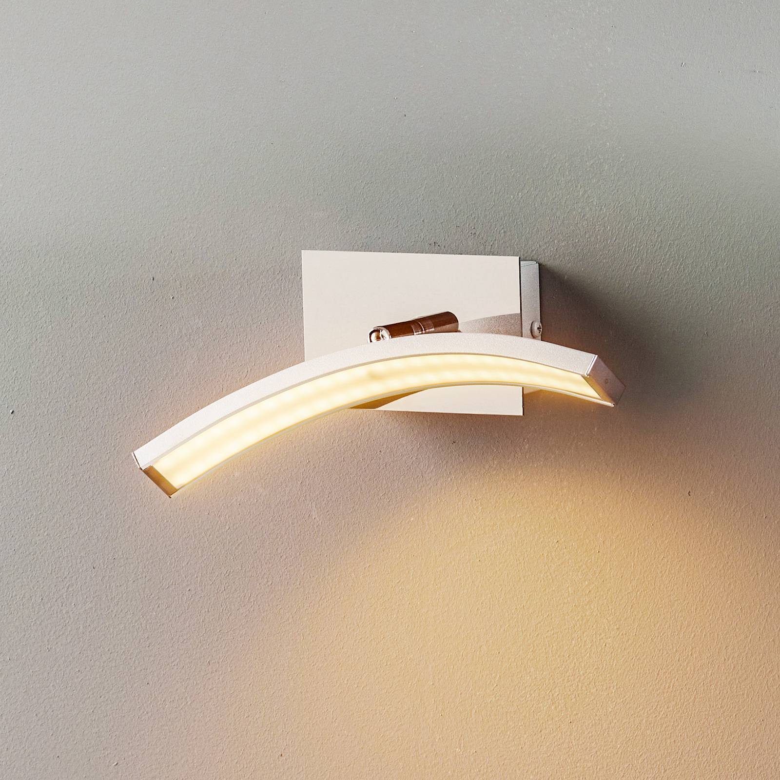 E-shop Nástenné LED svietidlo Largo zakrivené hliník