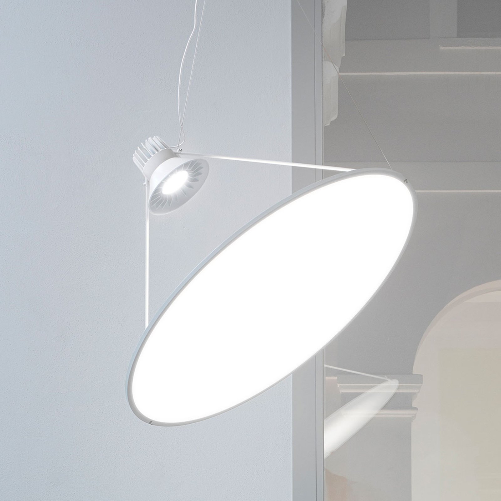 Luceplan Amisol LED-pendellampa Ø 75cm opalvit
