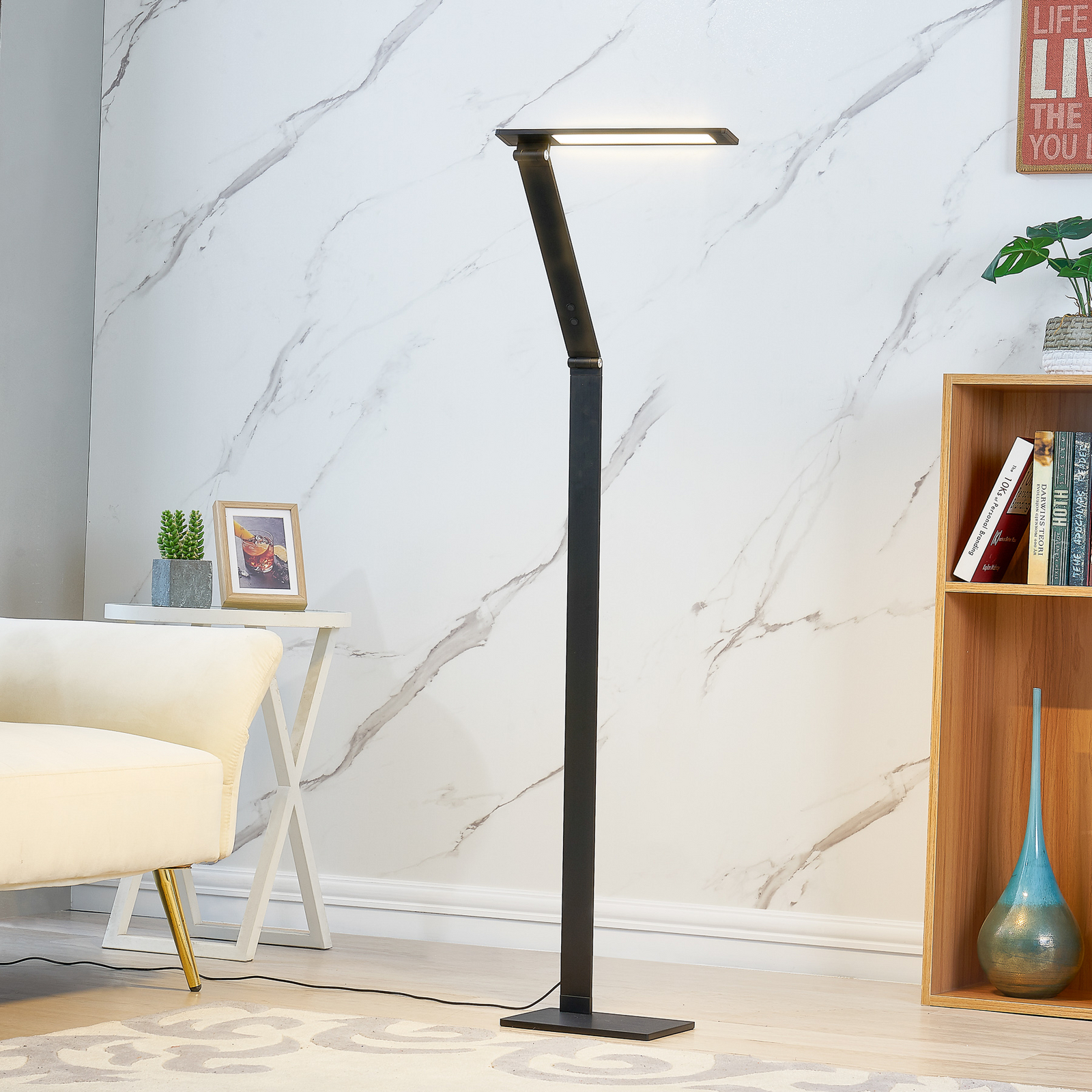 Lampadaire LED Salome dimmable, couleur variable
