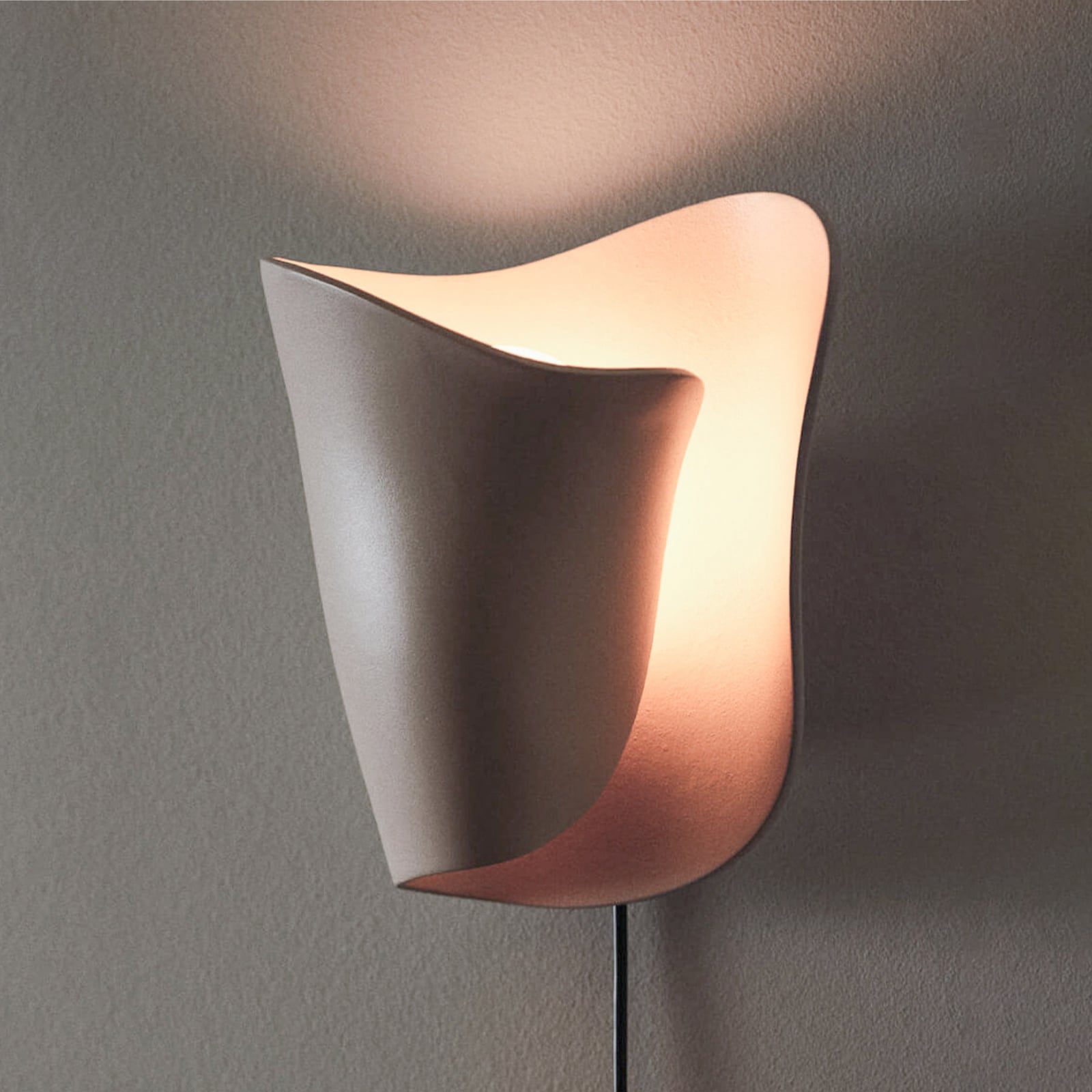 OYSTER wandlamp, kasjmier, hoogte 29 cm, stekker - ferm LIVING