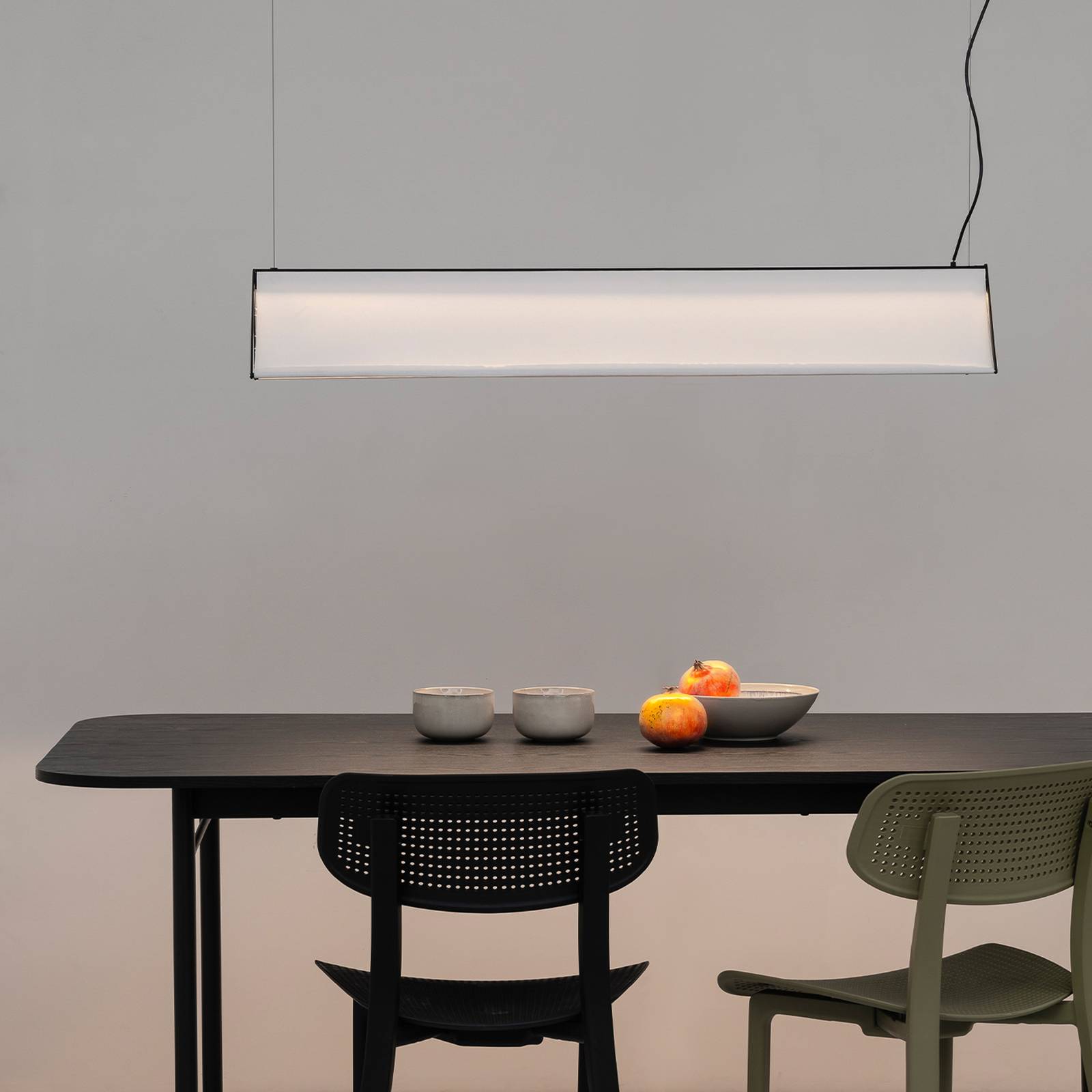 FARO BARCELONA Ludovico Povrchové závěsné svítidlo LED, 115 cm, bílé