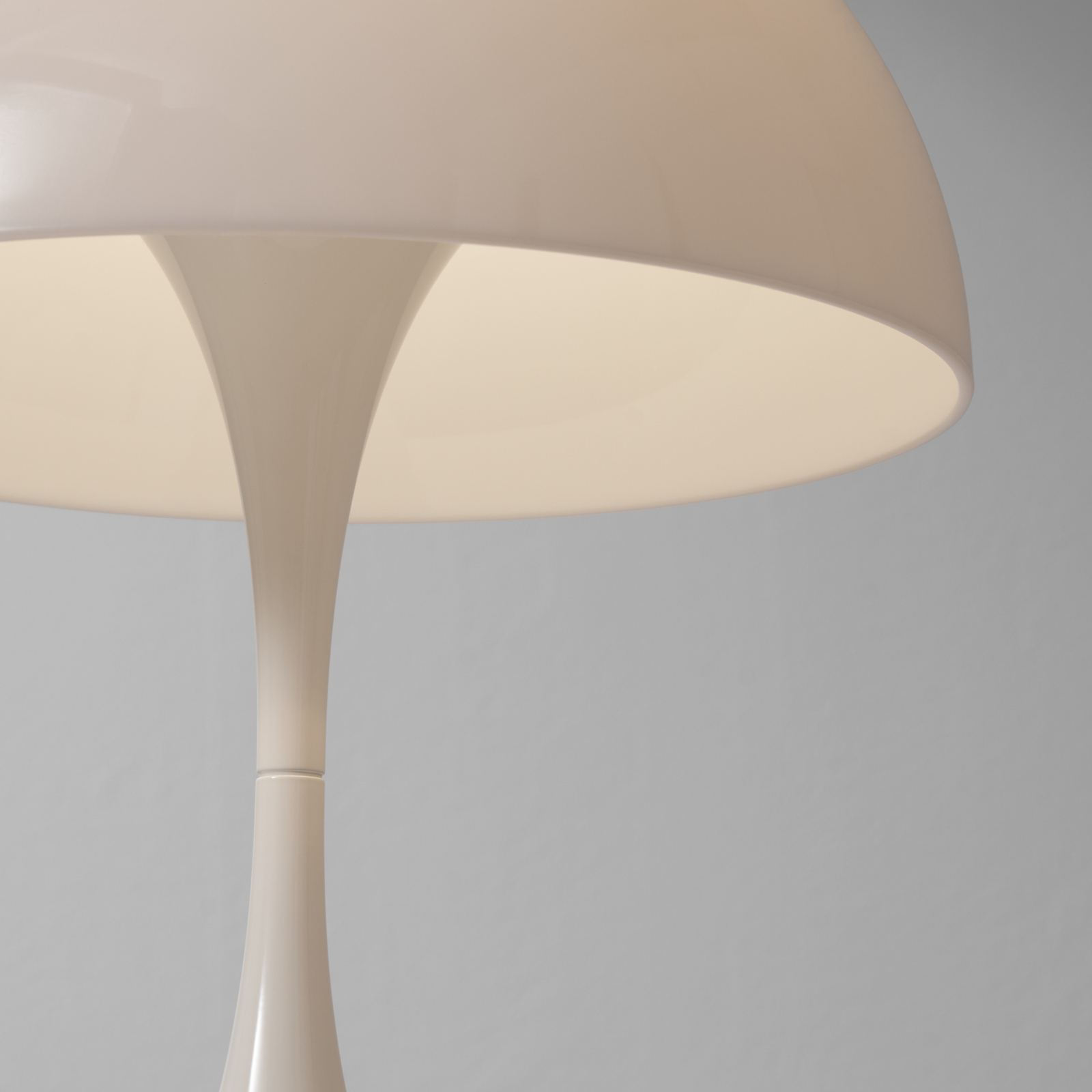 Panthella 250 Prijenosni Stolna lampa Opal - Louis Poulsen