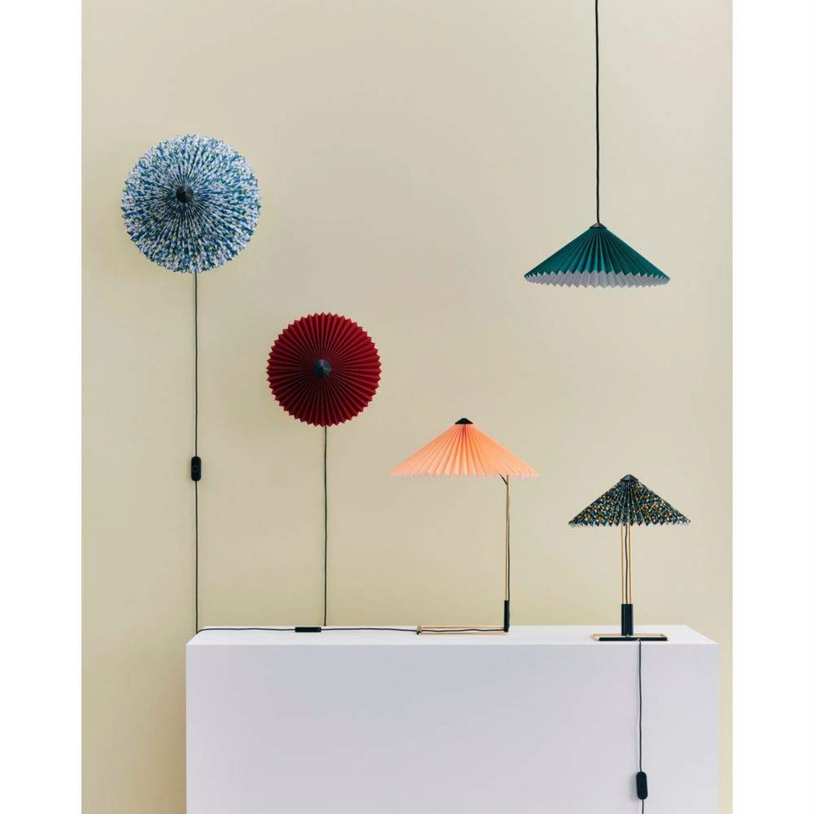 Matin Bordlampe S Peach HAY - Stue - Stof / tekstil