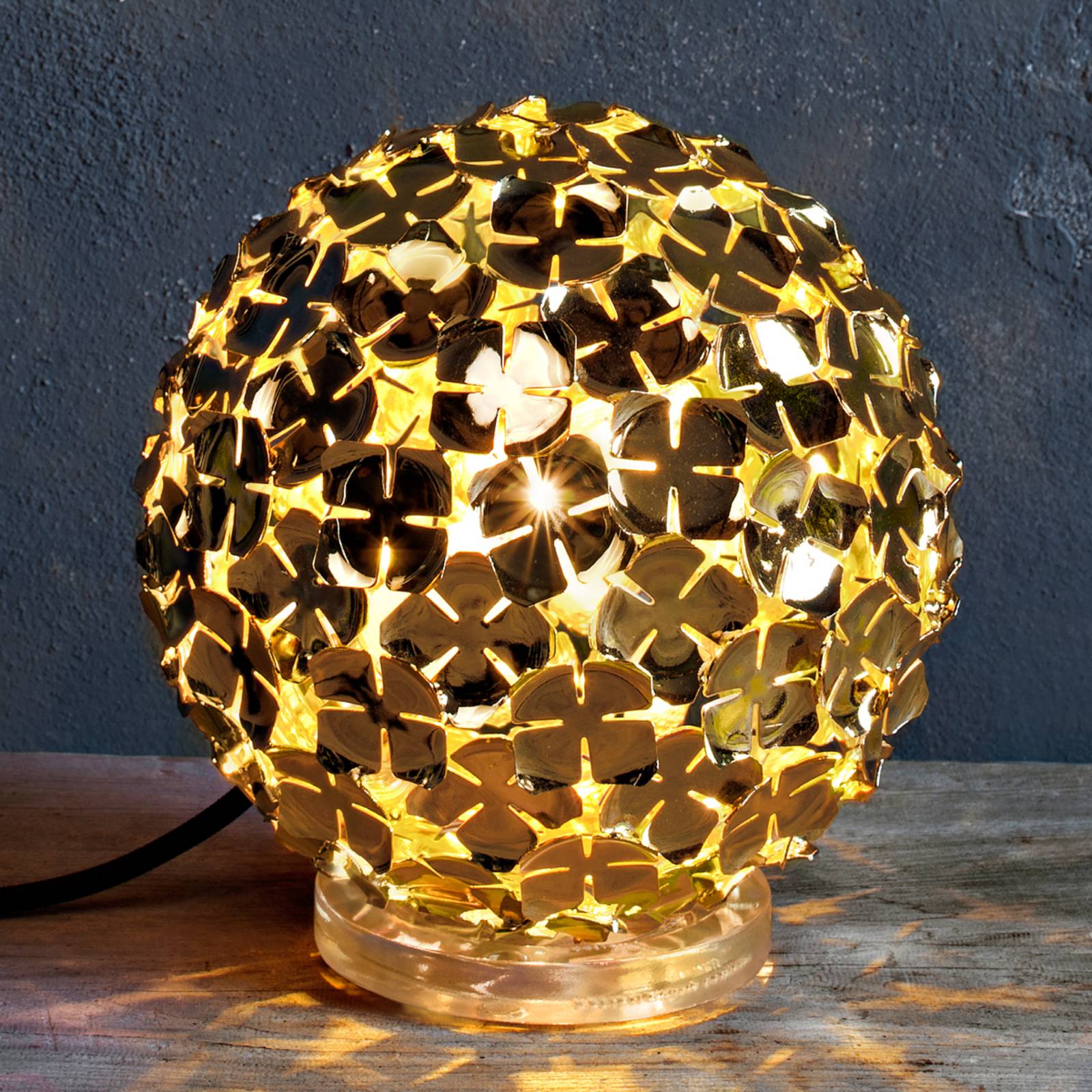 Image of Lampe à poser dorée Ortenzia avec décor de fleurs 