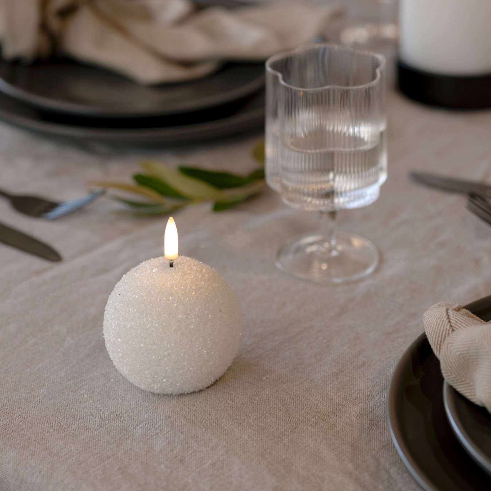 Candela LED ROUND, bianca, Ø 7 cm, glitterata - Uyuni Lighting