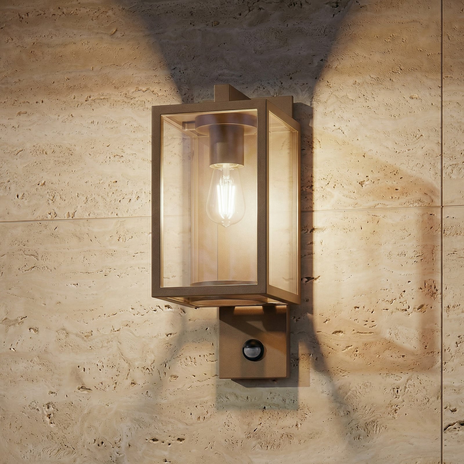 Lucande Applique d'extérieur Ferda, capteur, douille en bas, marron