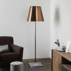 Stojací lampa FLOS KTribe F3, bronzová