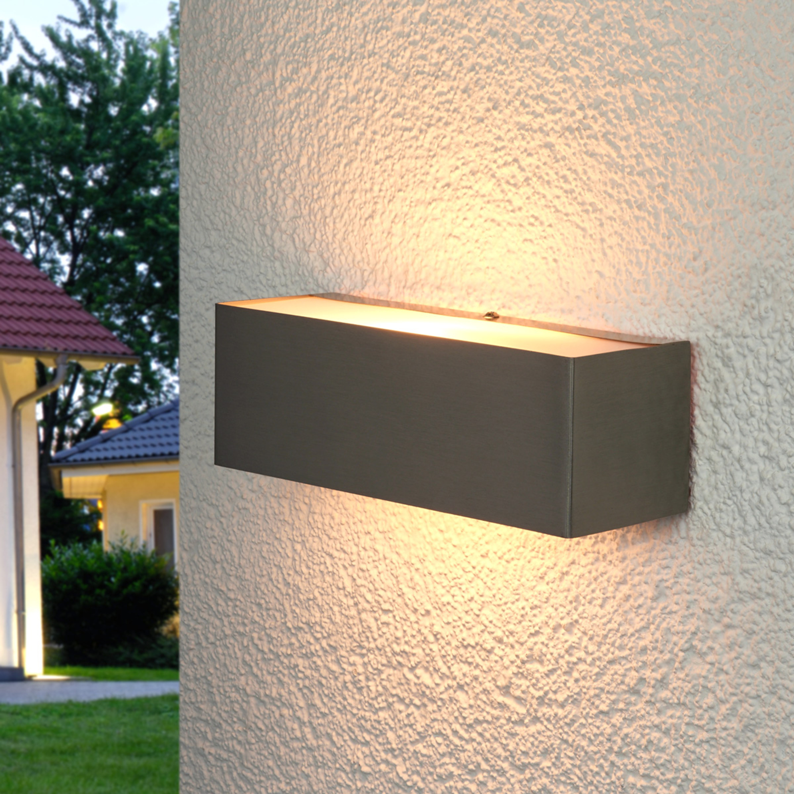 Lámpara pared rectangular Alicja para exteriores