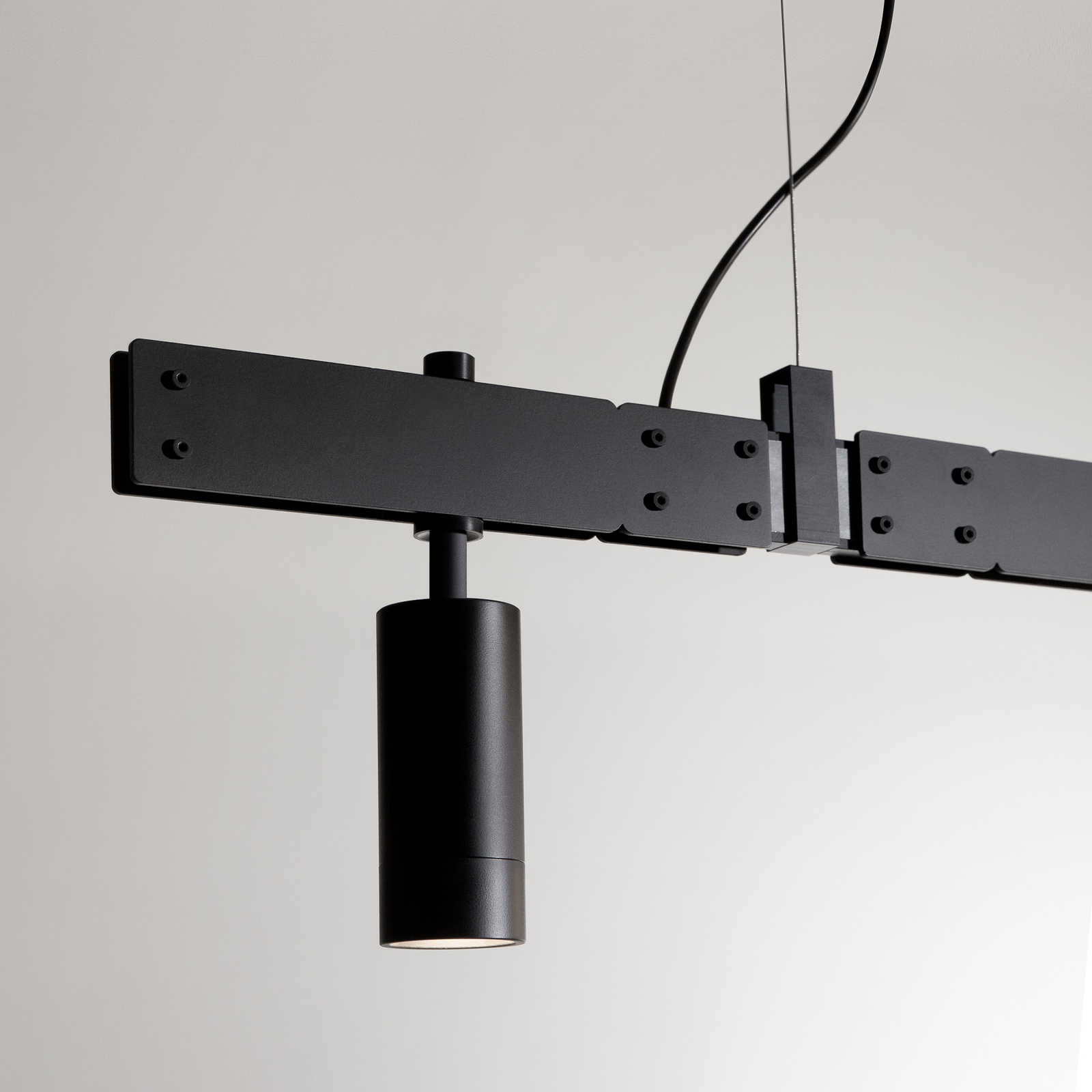 Karman Stant LED hanglamp balken zwart