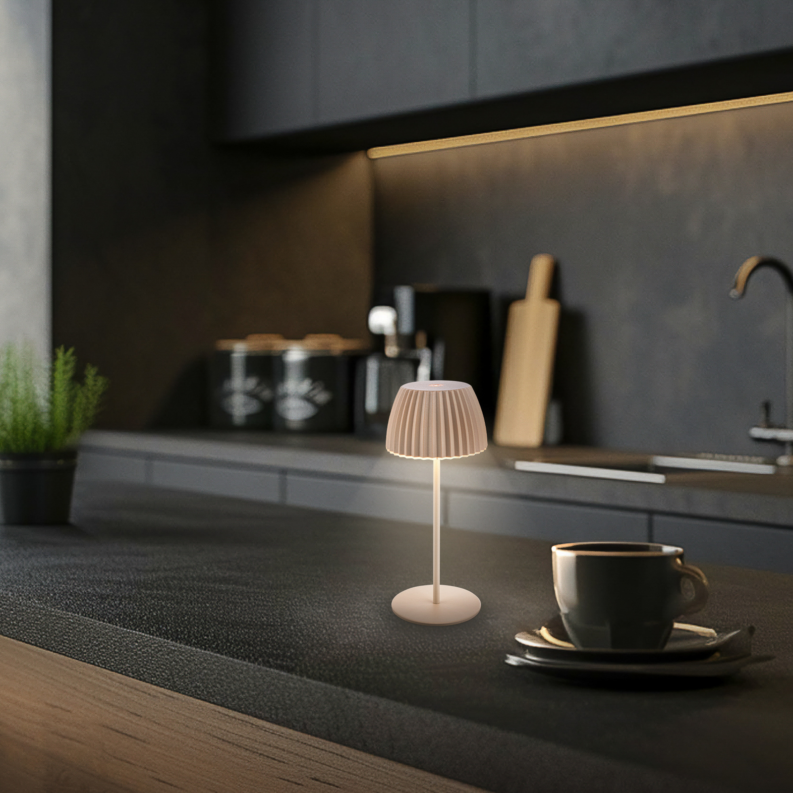 Lampa stołowa LED Brilo unplugged Riffle, 20 cm, beżowa
