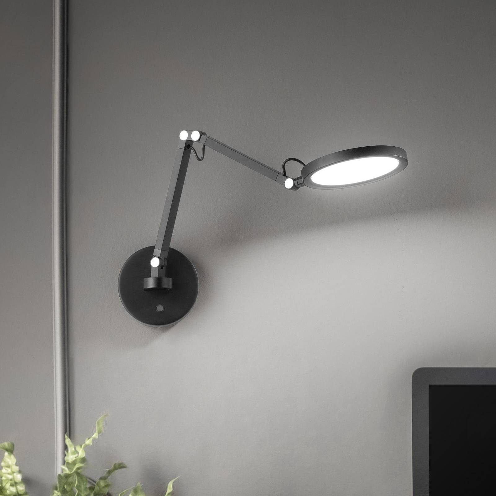 Regina LED-vegglampe svart CCT dimbar justerbar