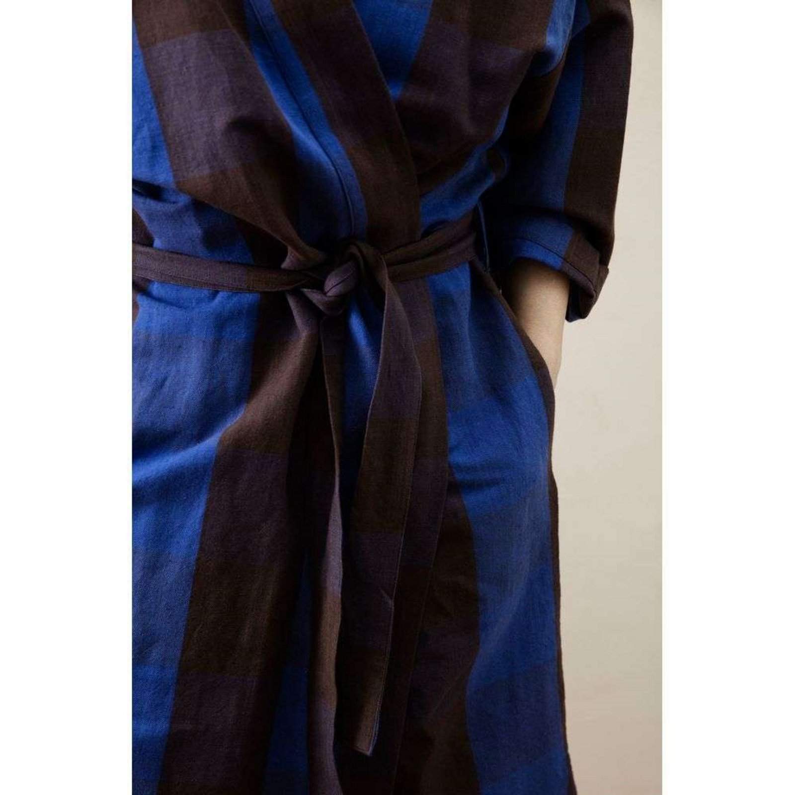 Field Robe Chocolate/Bright Blue - ferm LIVING