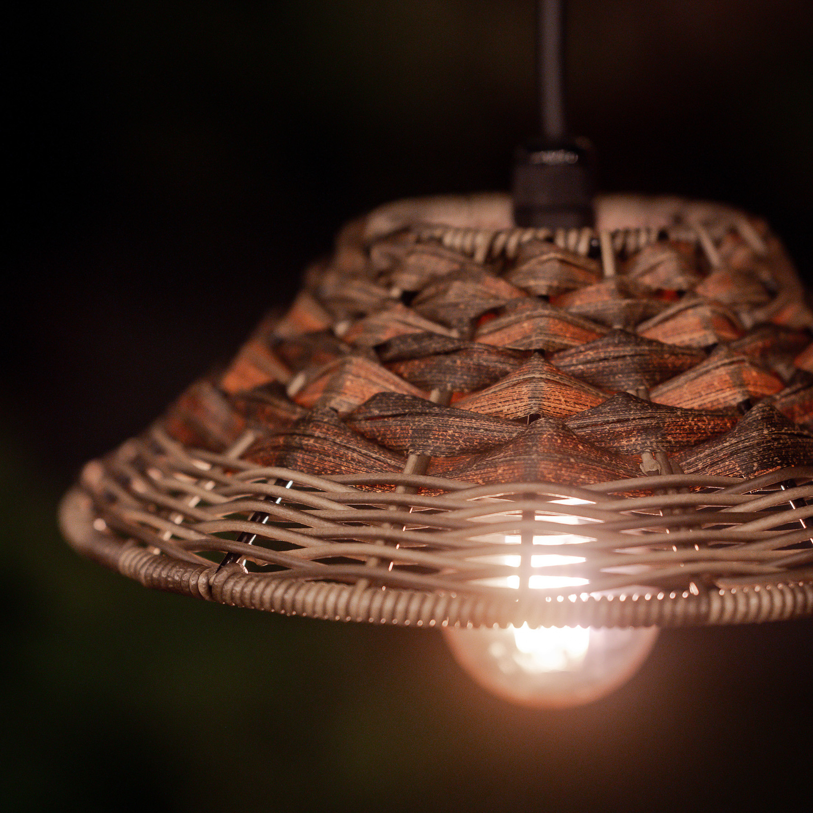 PR Home hanging light Lisen, rattan look, brown, Ø 27 cm