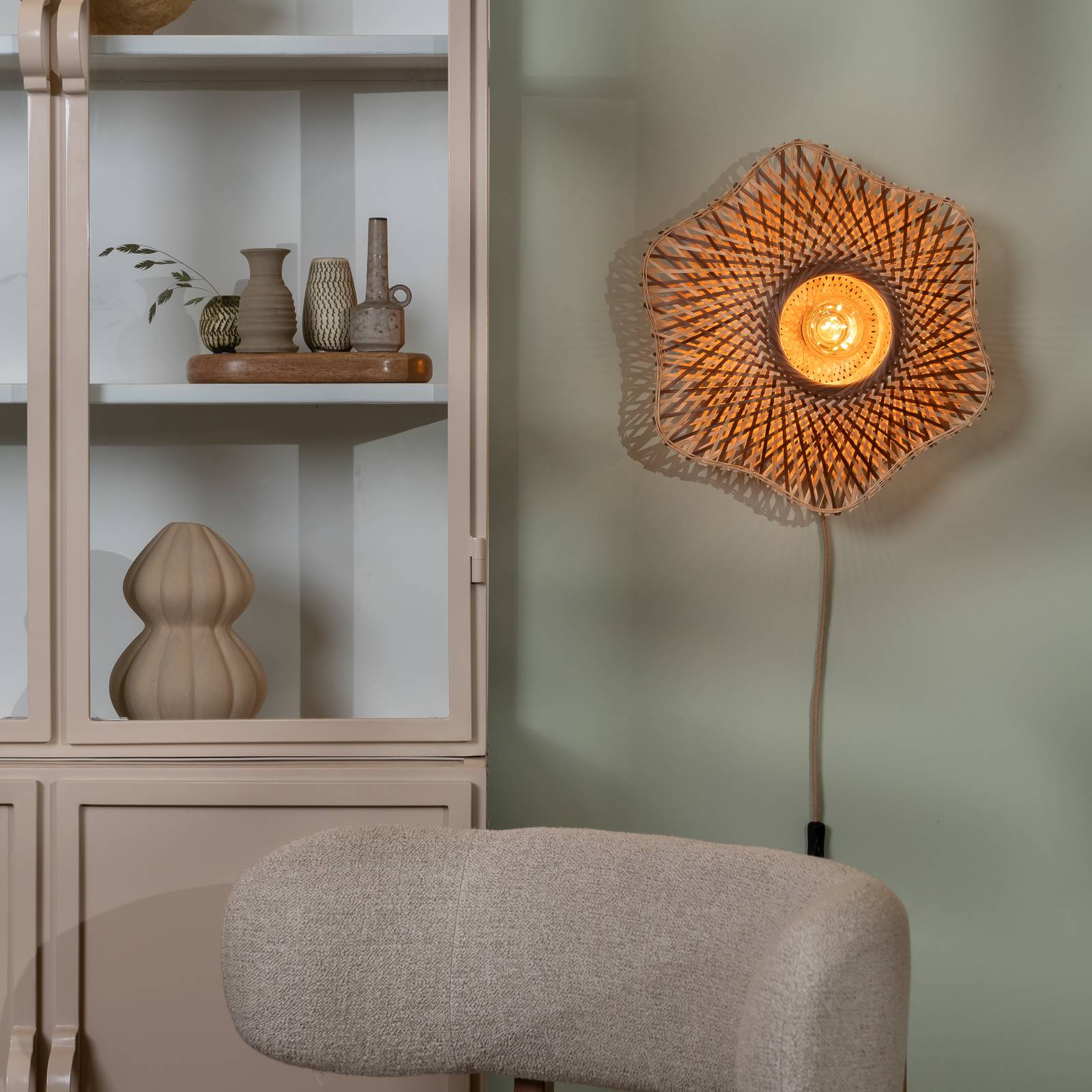 GOOD & MOJO Lampa ścienna Madura, brązowa, Ø 44 cm, wtyczka bambusowa