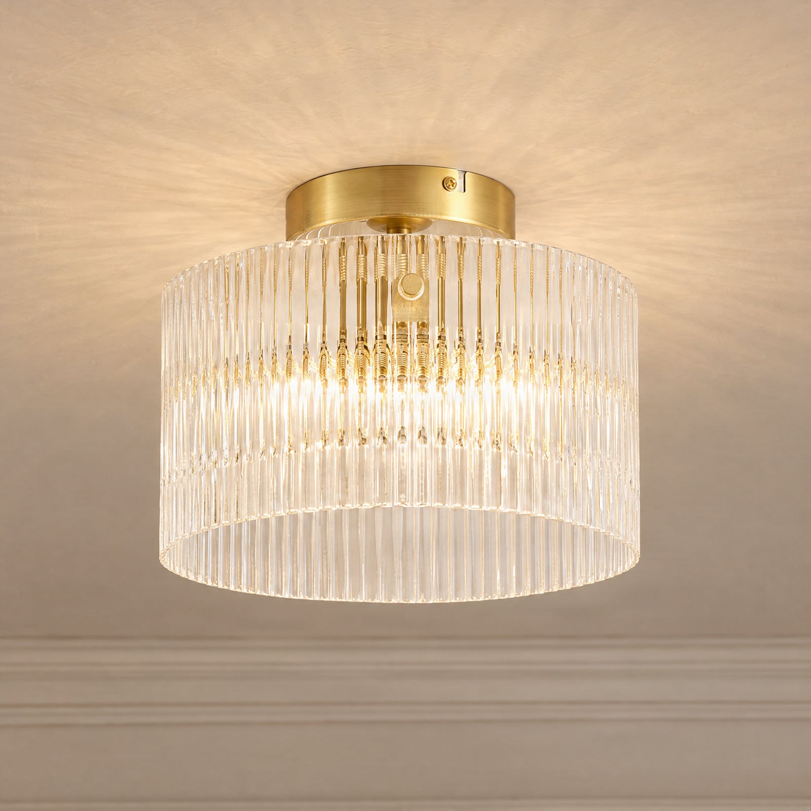 Meritt taklampe, messing/klar, Ø 25 cm, glass – Lucande - Stue - Moderne - Med en lyskilde