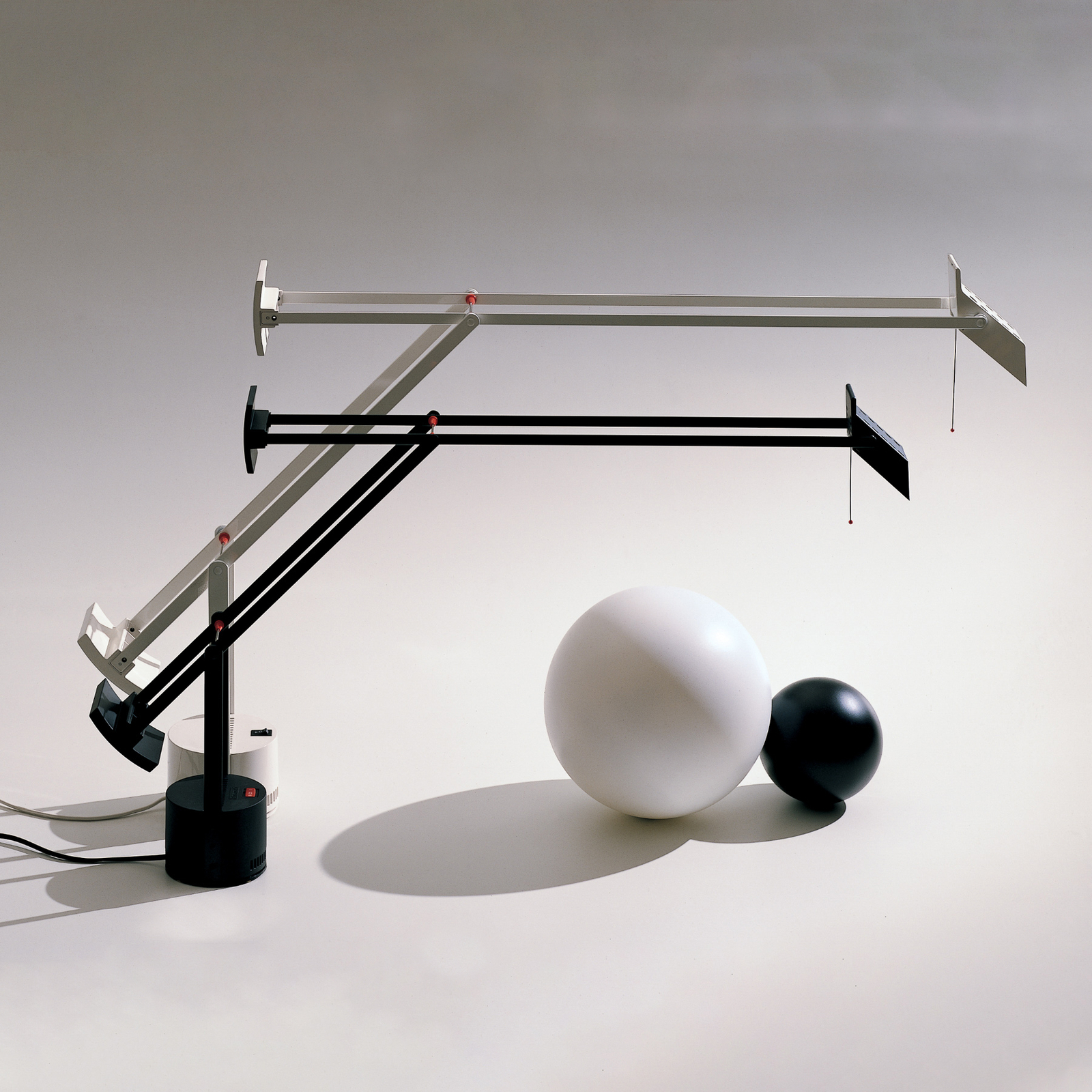 Artemide Tizio Designer-Tischleuchte