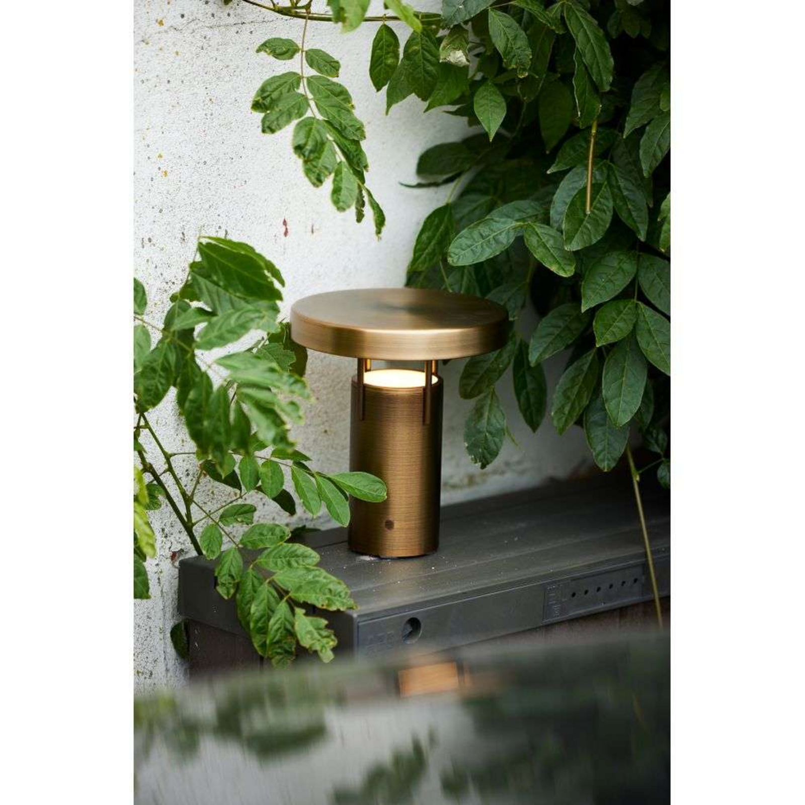 BringMe Mini LED Portable Table Lamp Dim. Browned Brass - Hübsch