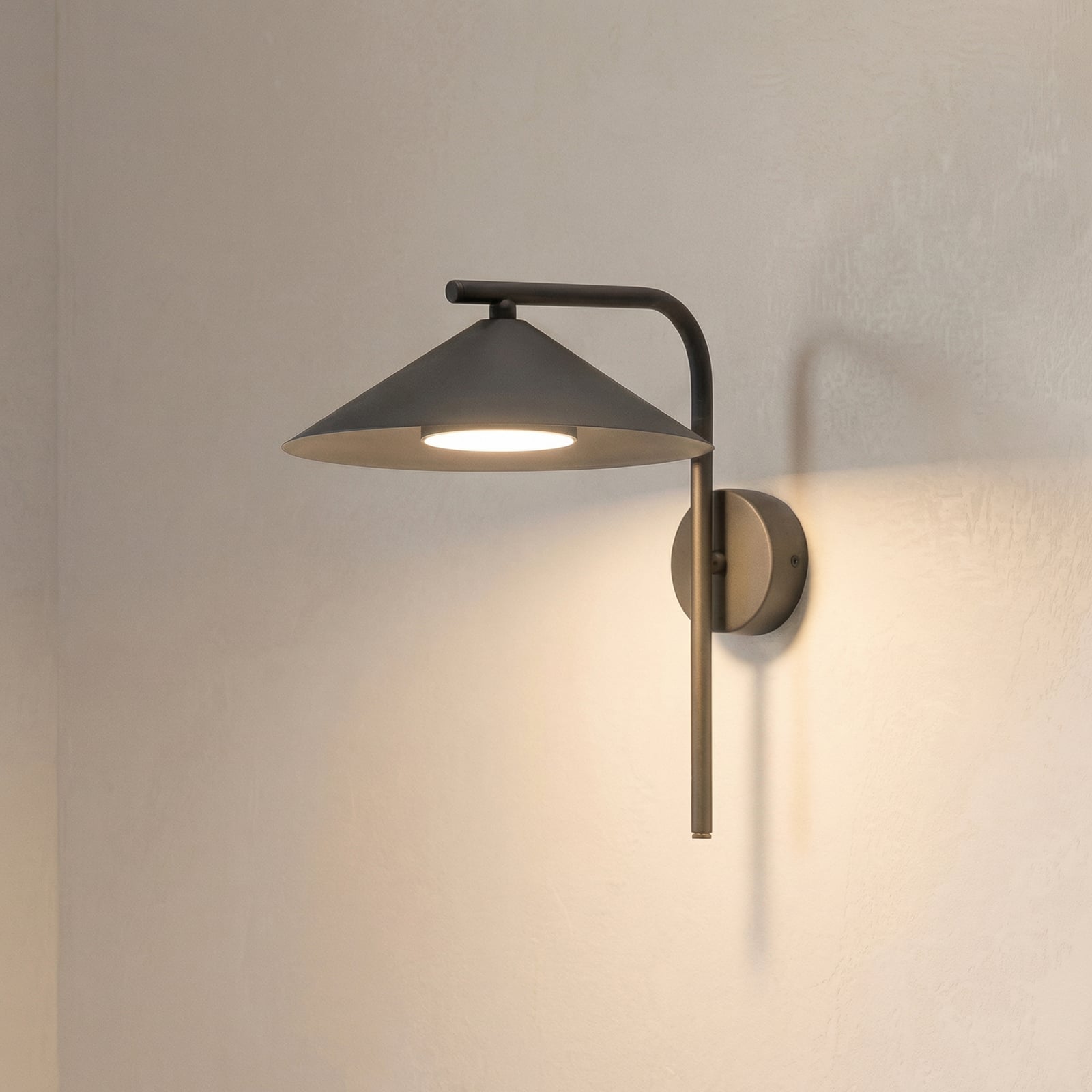 Lume wall light, brown, metal, height 30.5 cm