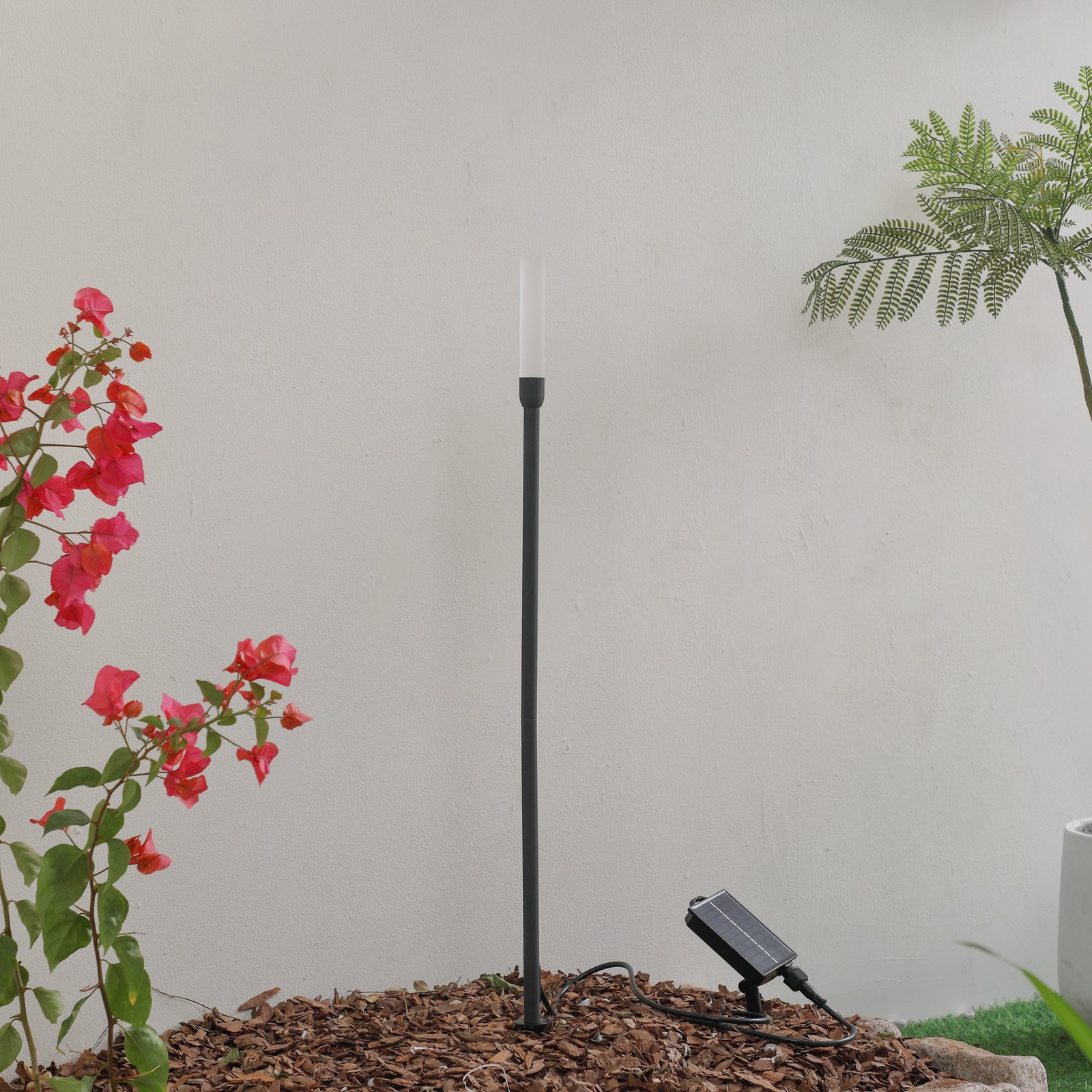 Balian Lâmpada de célula solar w/Espigão de terra Preto - Lindby