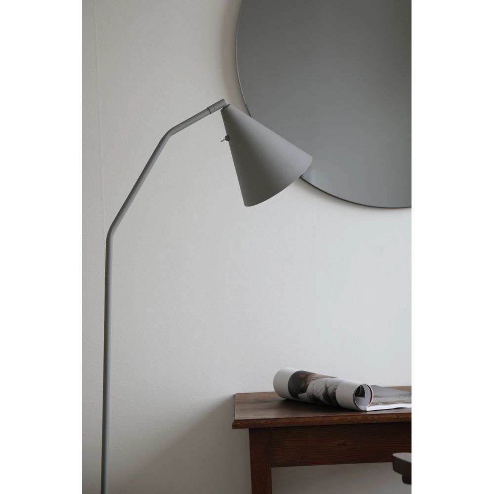 Funil LED Stehleuchte 3-Step Grey - Markslöjd