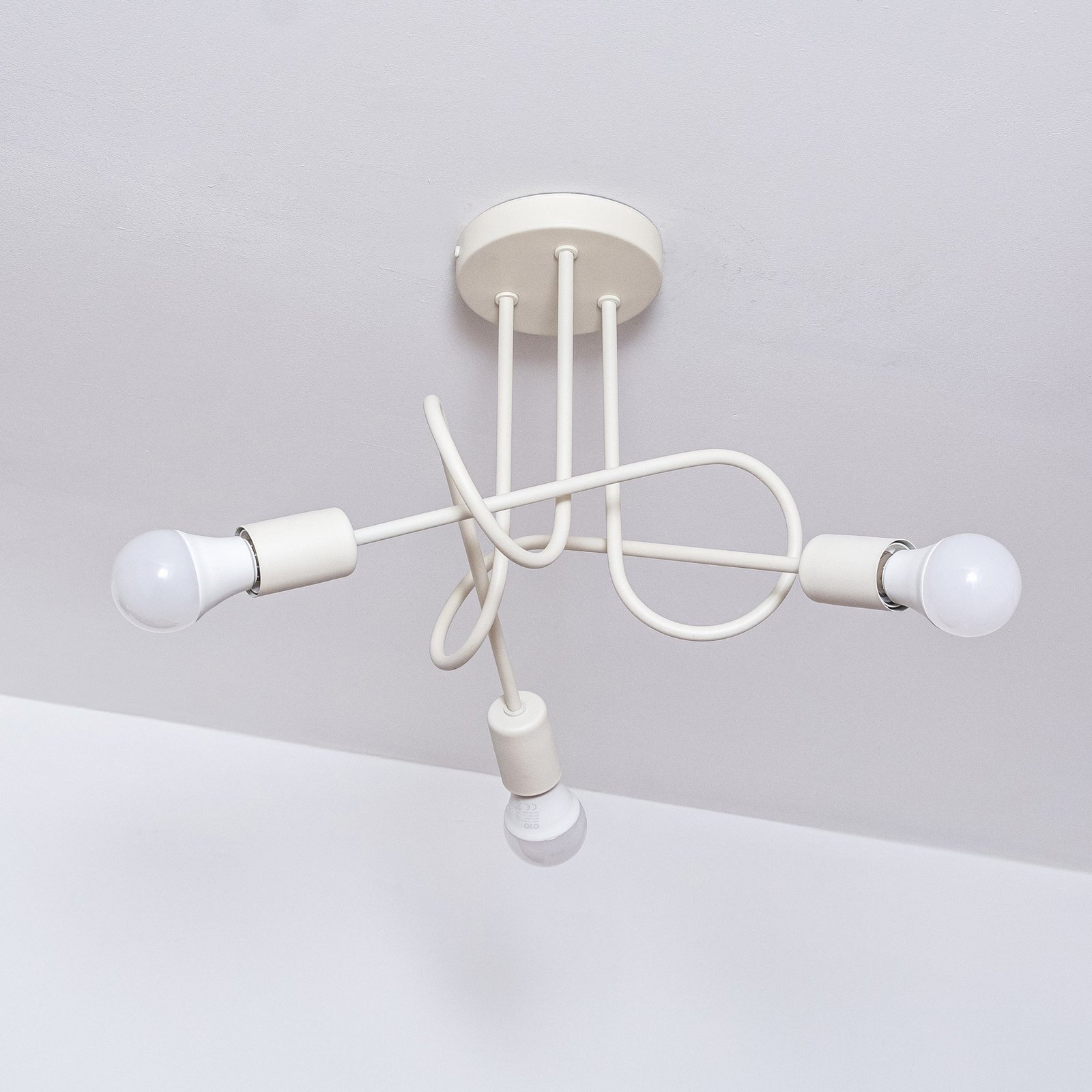 Oxford ceiling light, sand, Ø 44 cm, metal, 3-bulb, E27