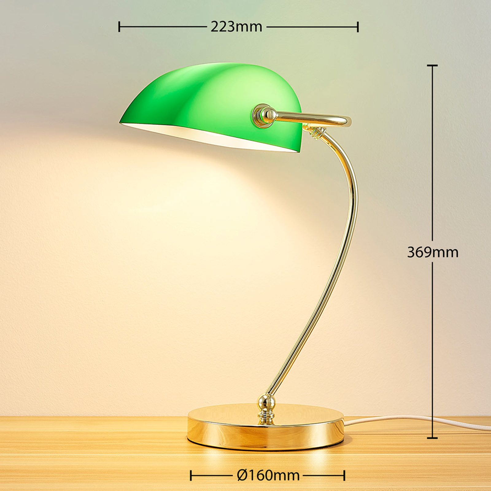 Messingfarget bordlampe Selea, grønn glasskjerm
