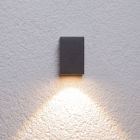 Grafittgrå utendørs Tavi LED-vegglampe, 9,5 cm