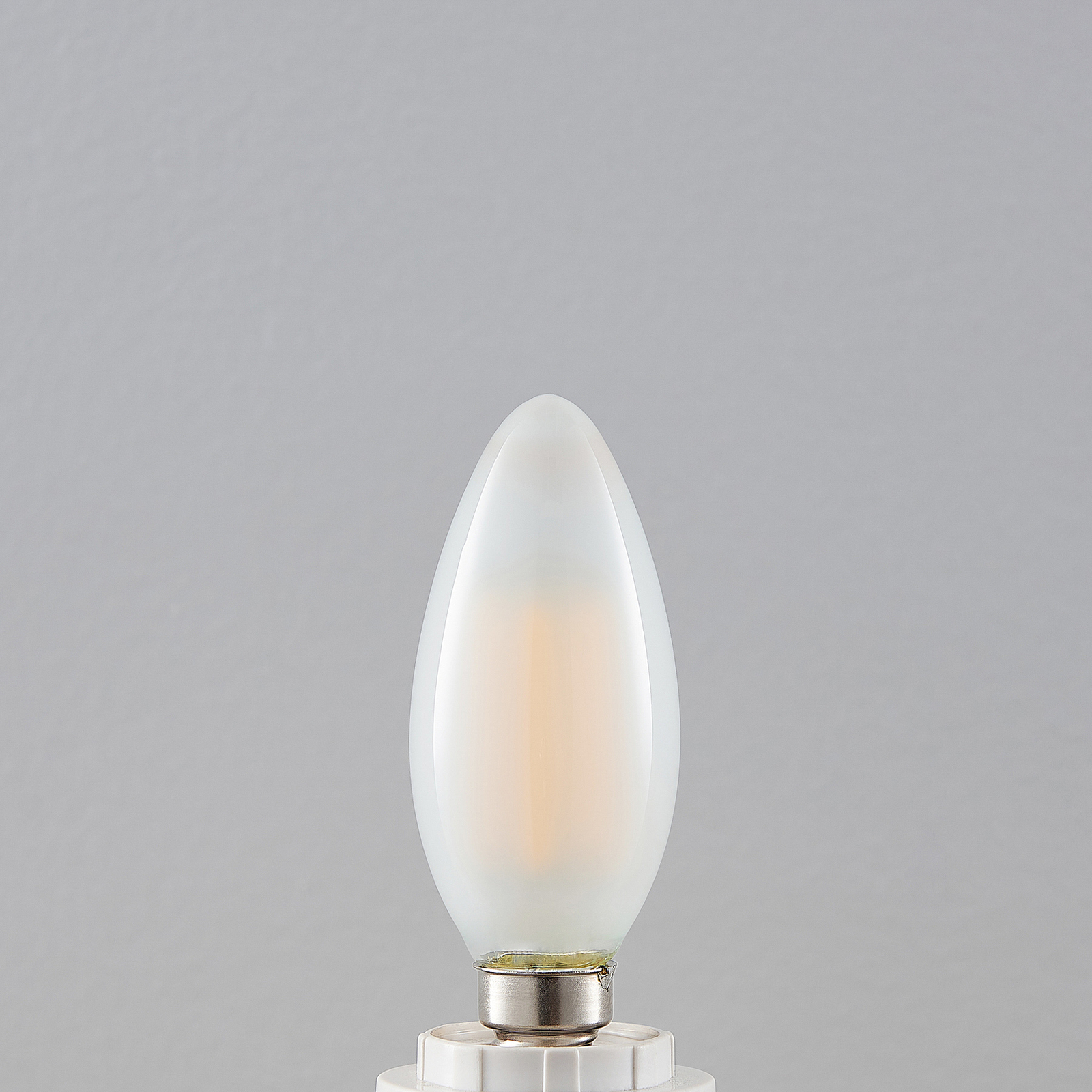 LED lempa E14 4W 2700K žvakė, reguliuojamo ryškumo, matinė, 2 vnt