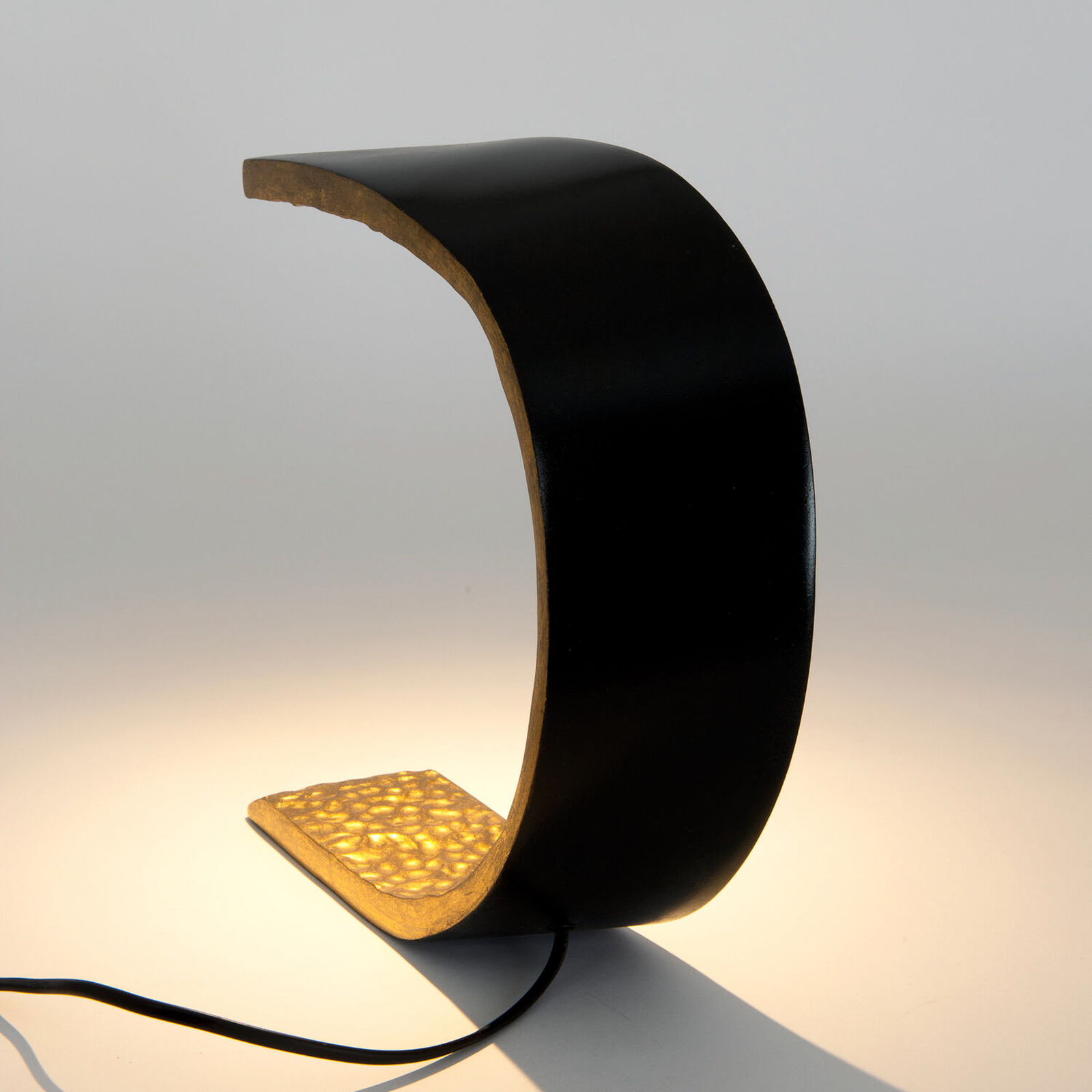 LED-bordlampe AUREONDA, svart/gull, høyde 30 cm, metall